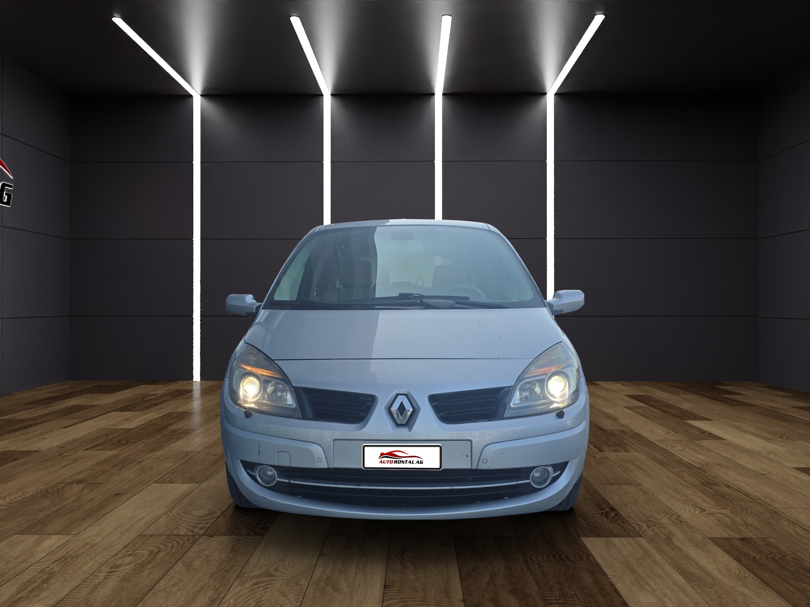 RENAULT Grand Scénic 2.0 16V Privilège-showroom-element-2