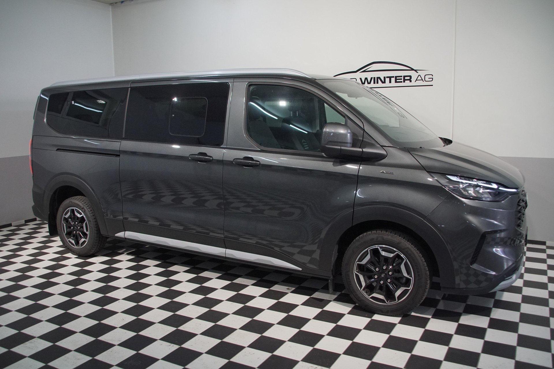FORD Tourneo Bus 320 L2H1 Active Automat 4x4-showroom-element-2
