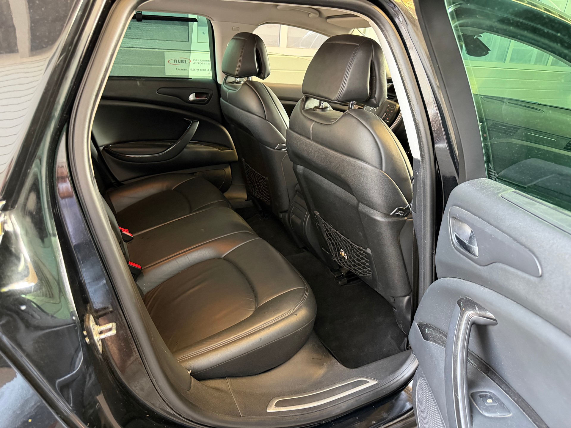 CITROEN C5 Tourer 2.2 HDi Exclusive Automatic-image-10