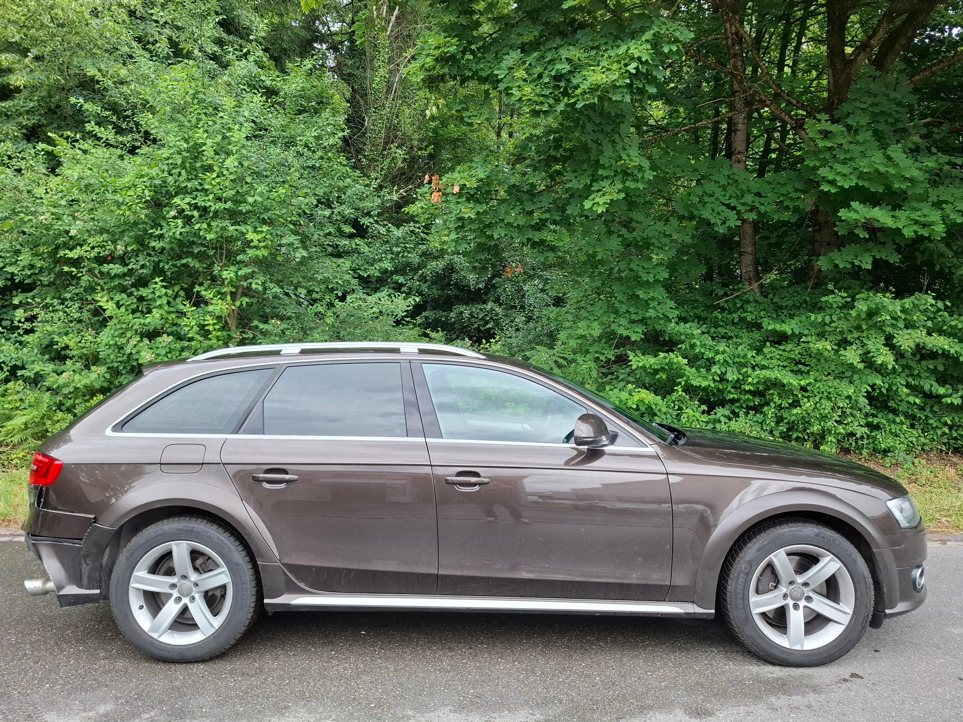 AUDI A4 allroad 3.0 TDI quattro S-tronic-image-5