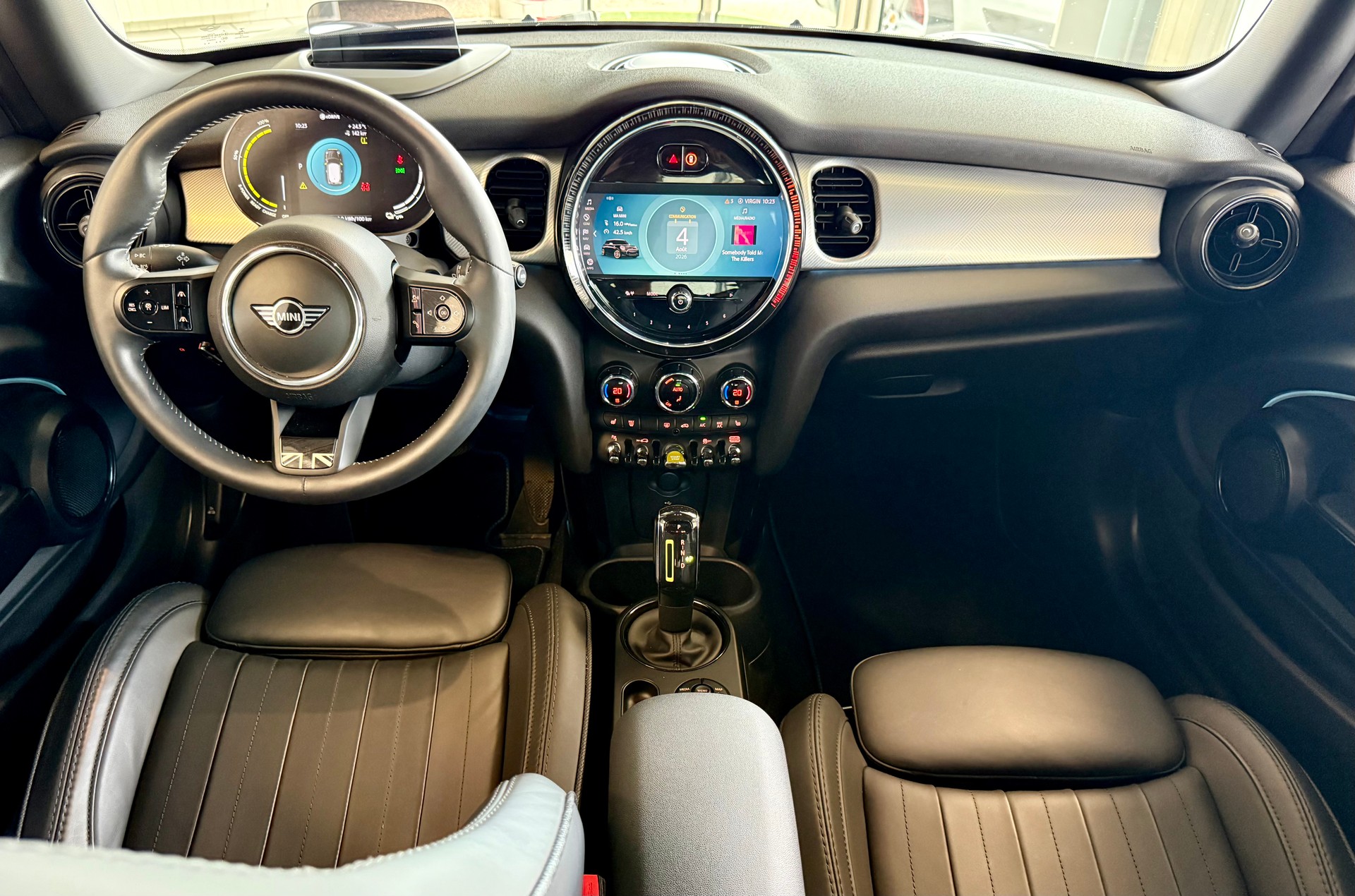 MINI Cooper SE-image-14