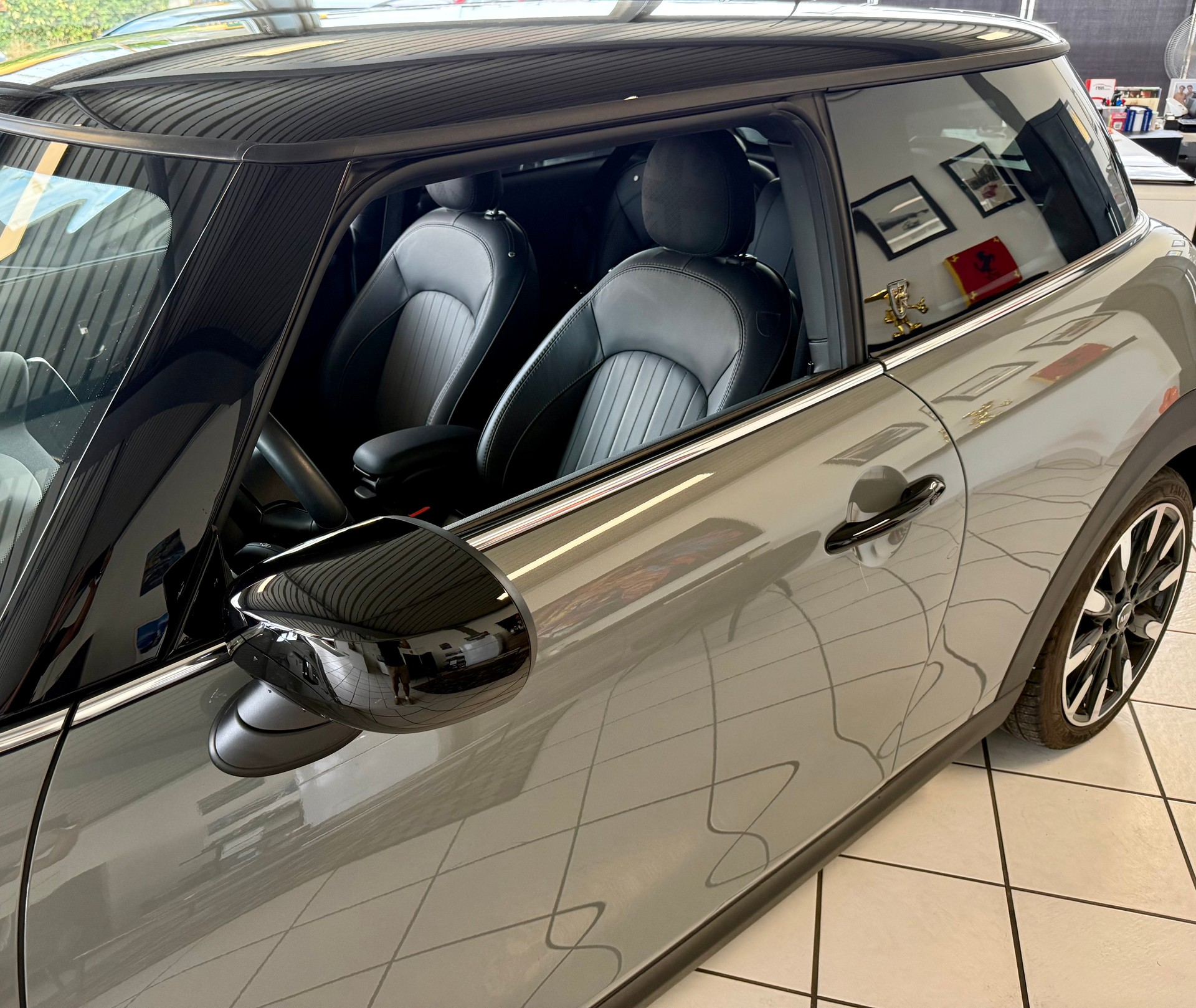 MINI Cooper SE-image-4