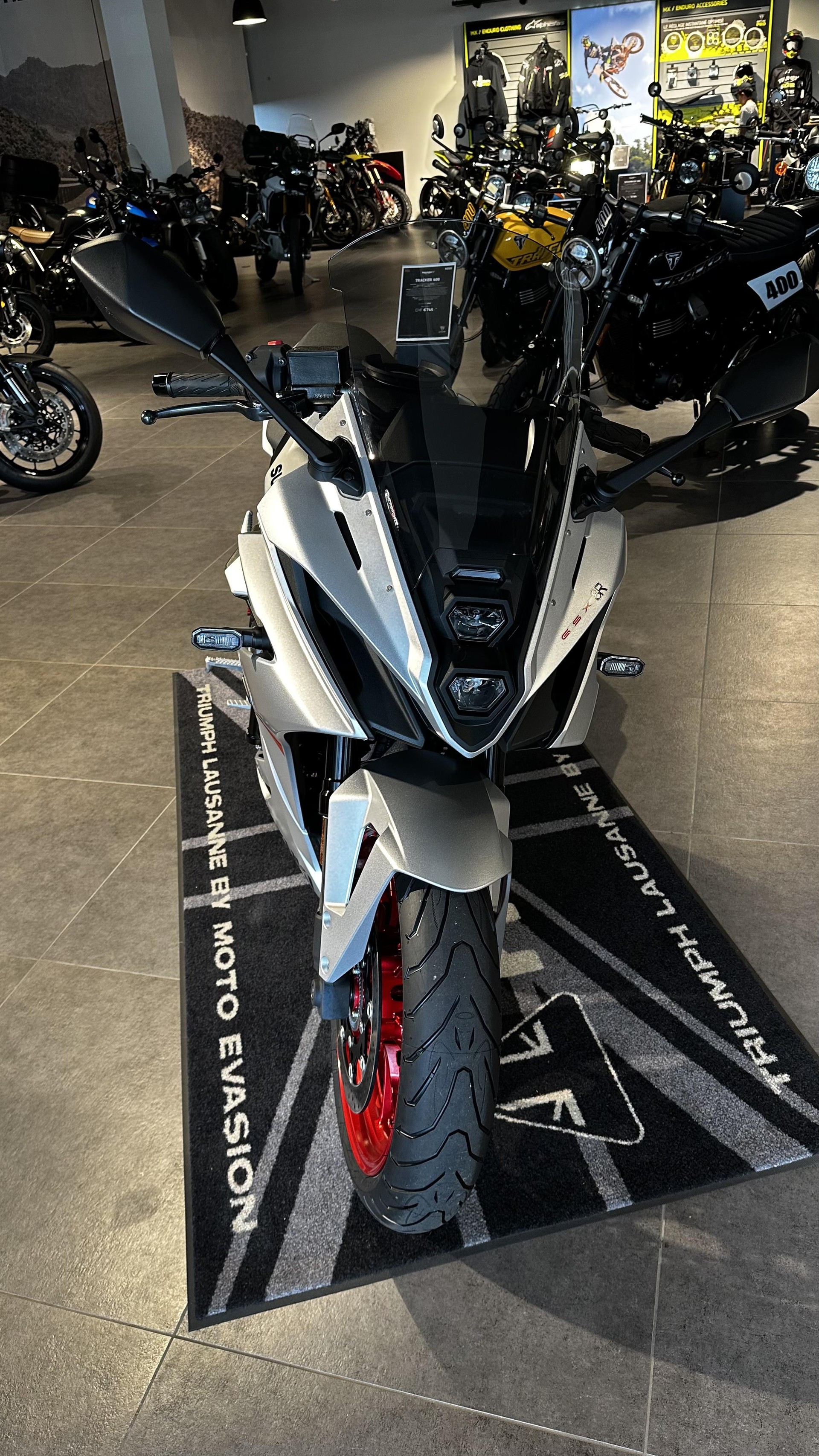 SUZUKI GSX 8 R-image-2