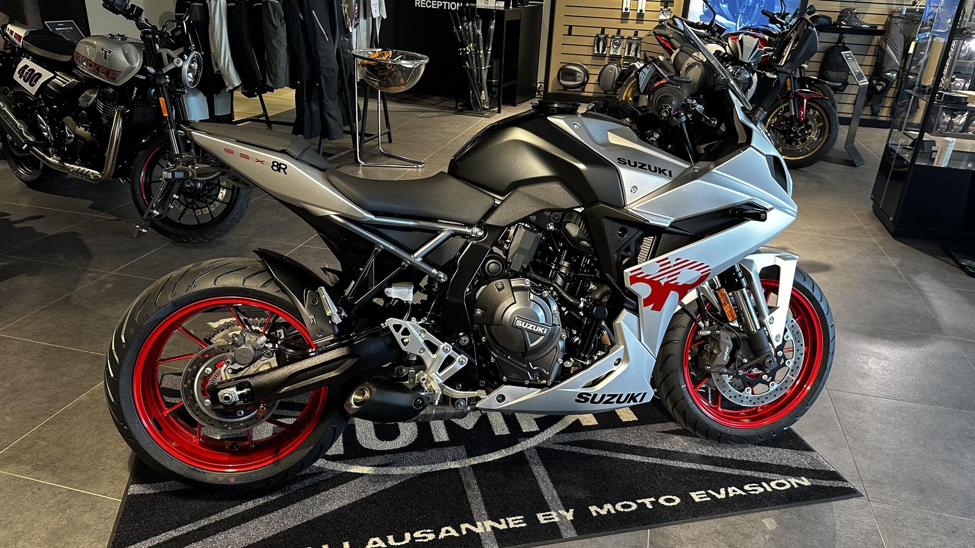 SUZUKI GSX 8 R-image-0