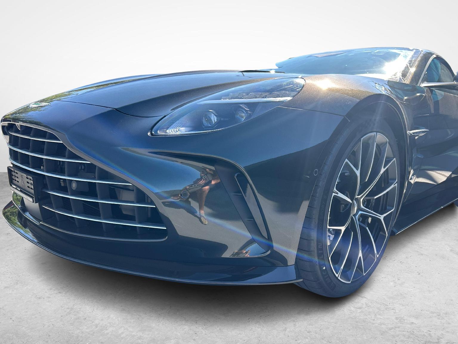 ASTON MARTIN V8 Vantage Roadster 4.0 S V8 Bi-Turbo-image-15