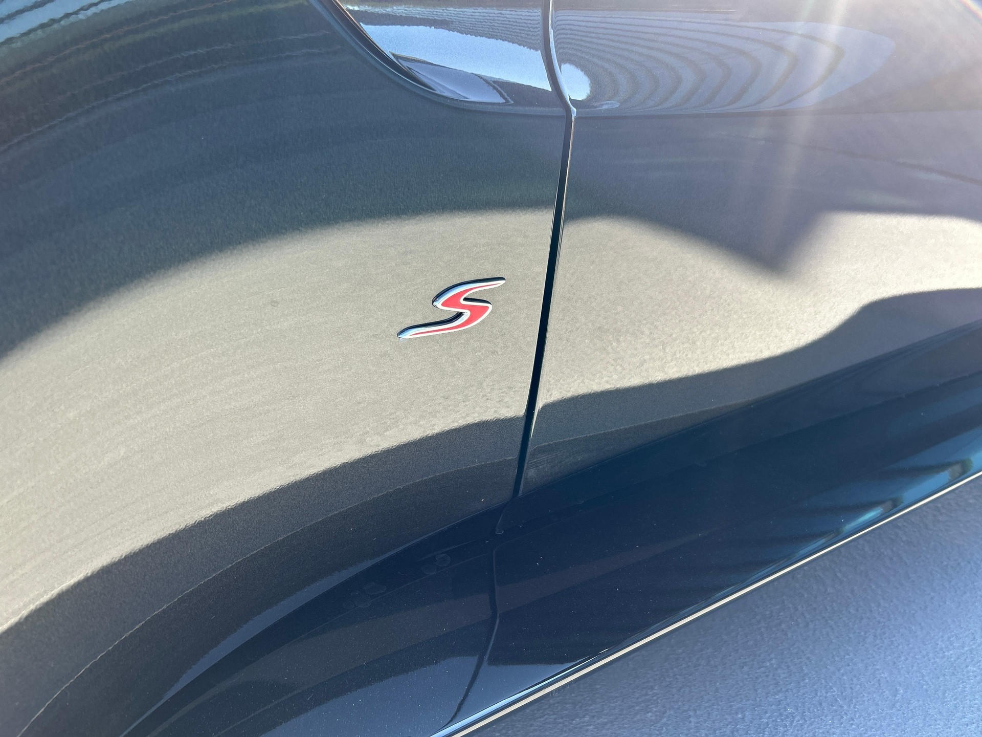 ASTON MARTIN V8 Vantage Roadster 4.0 S V8 Bi-Turbo-image-10