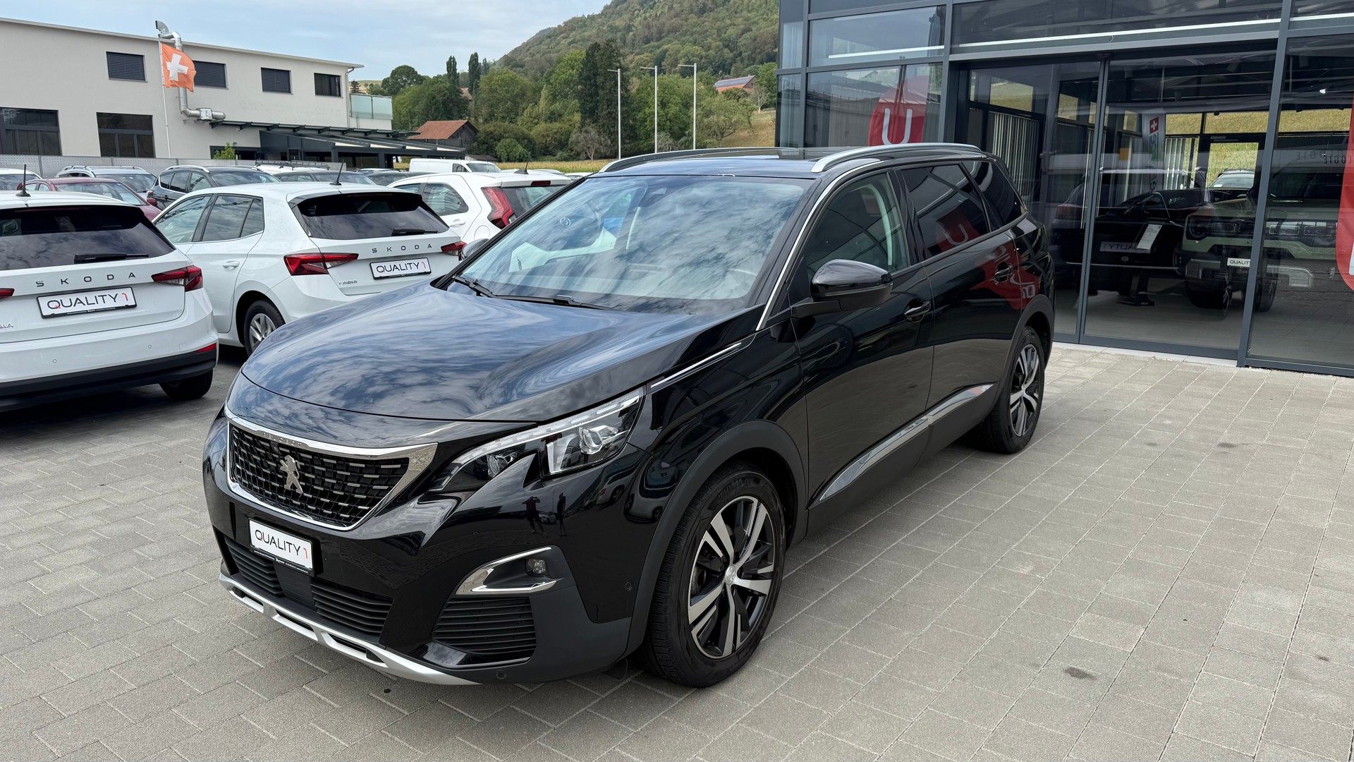 PEUGEOT 5008 1.5 BlueHDi Allure EAT-showroom-element-2