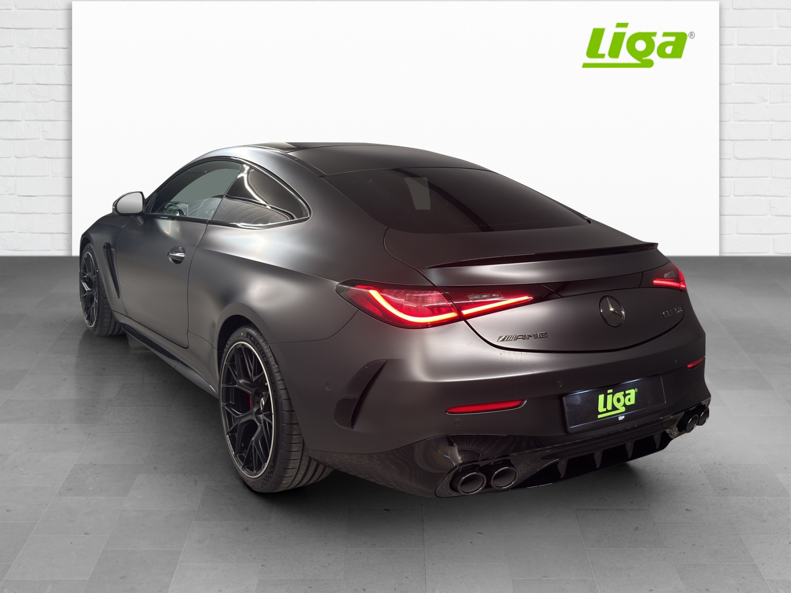 MERCEDES-BENZ AMG CLE 53 4Matic+ Coupé-showroom-element-3