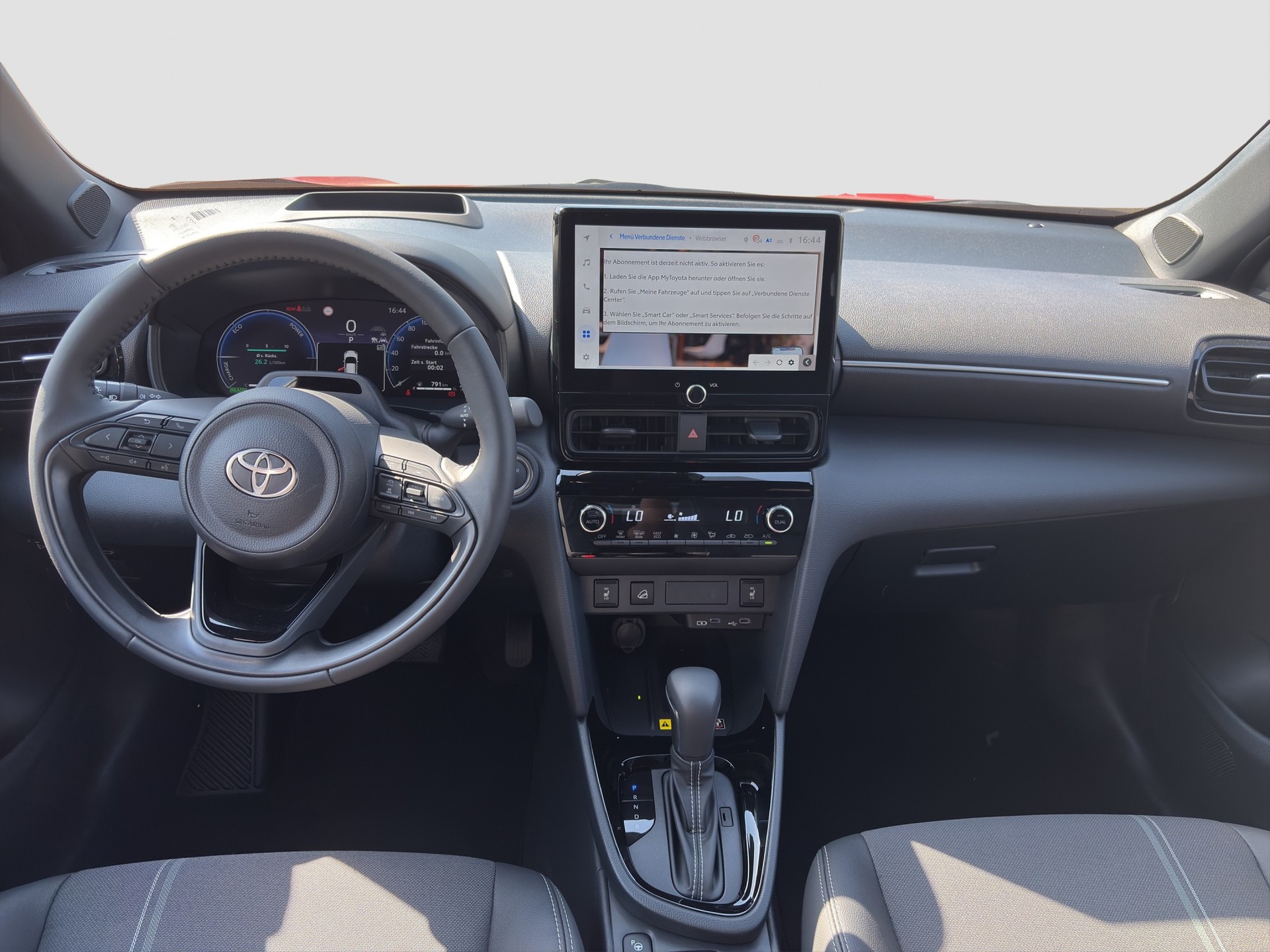 TOYOTA Yaris Cross 1.5 Executive AWDi e-CVT-image-11