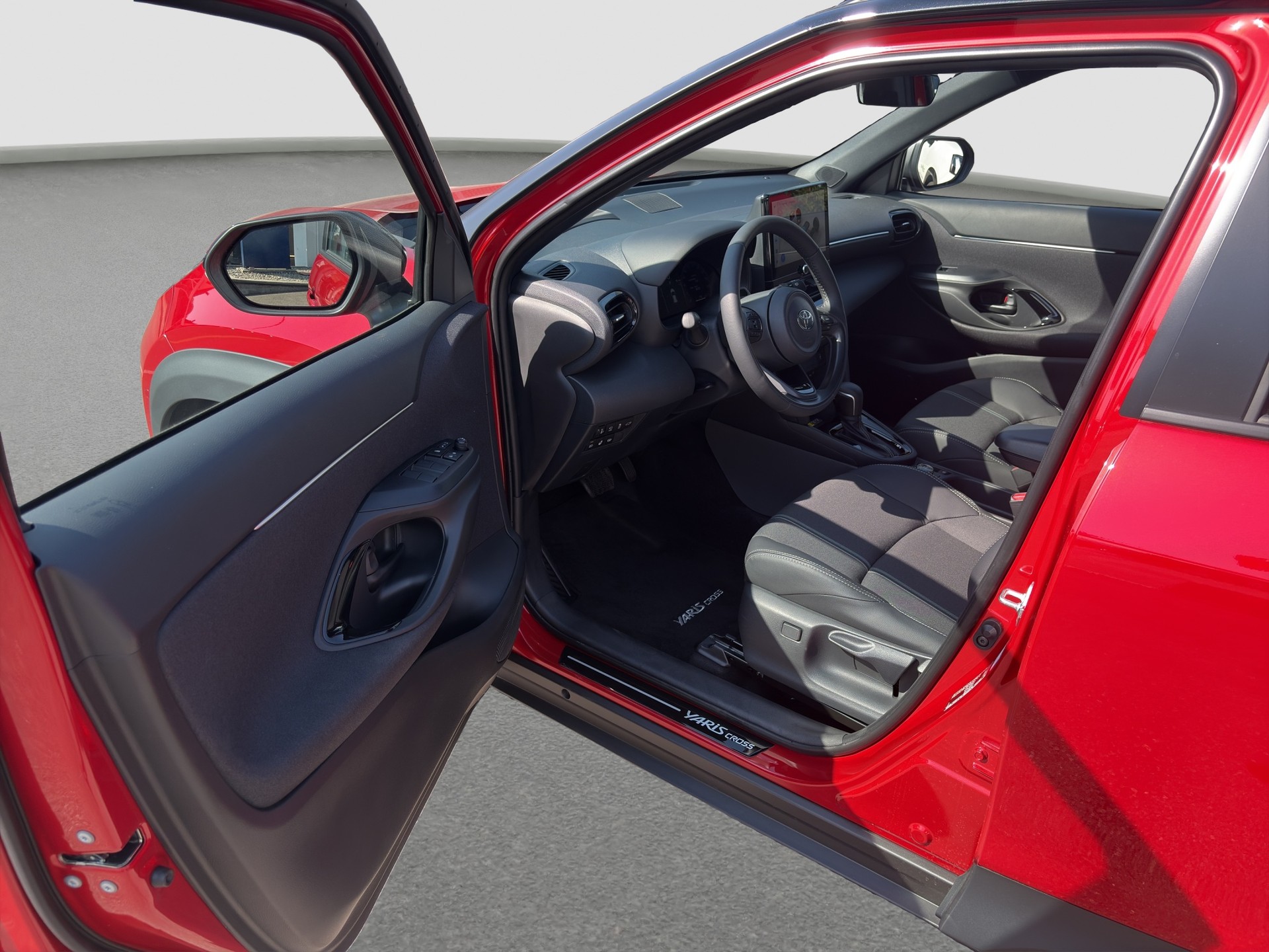 TOYOTA Yaris Cross 1.5 Executive AWDi e-CVT-image-16