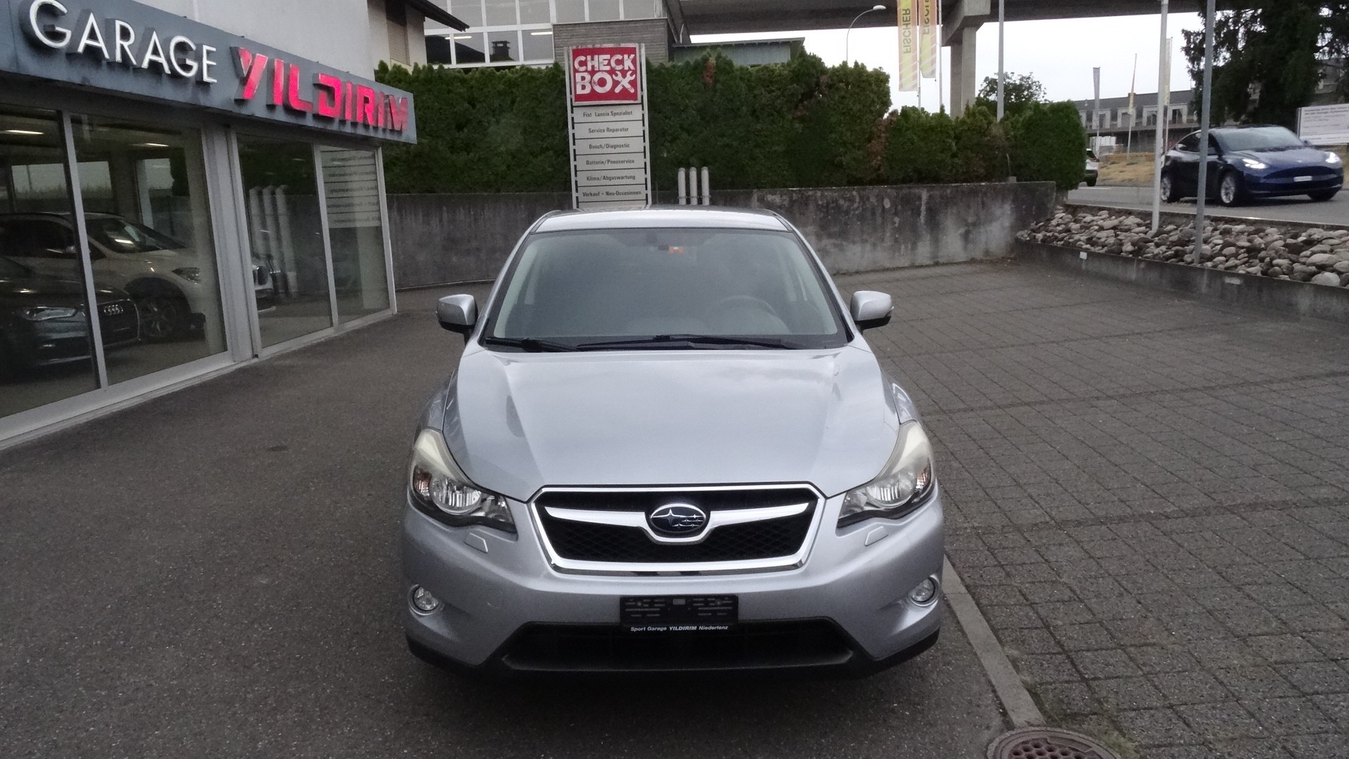SUBARU XV 2.0 Swiss One AWD CVT-showroom-element-1