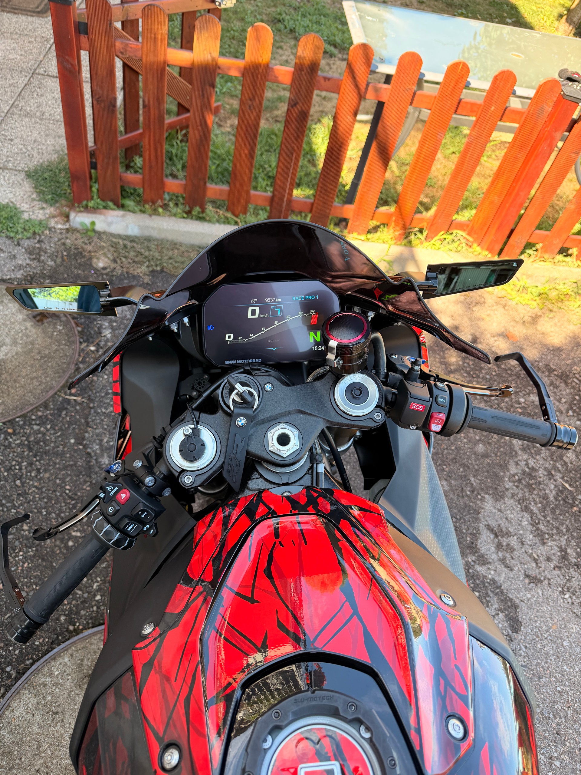 BMW S 1000 RR-image-5
