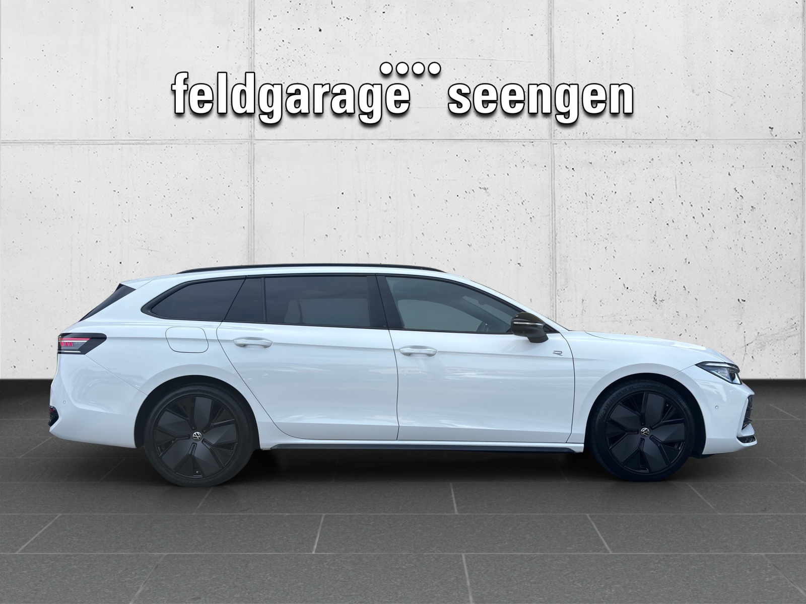 VW New Passat Variant 2.0 TDI R-Line 4 Motion DSG CH-Fahrzeug mit Werksgarantie bis 2028 mit AHK, Leder & Winterräder-showroom-element-3
