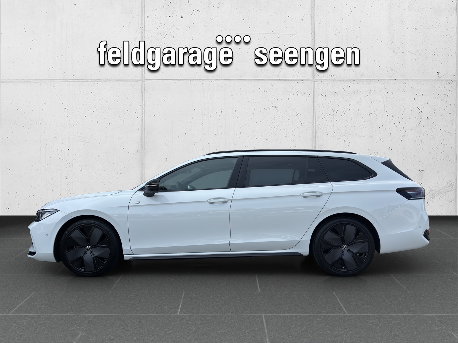 VW New Passat Variant 2.0 TDI R-Line 4 Motion DSG CH-Fahrzeug mit Werksgarantie bis 2028 mit AHK, Leder & Winterräder-showroom-element-1