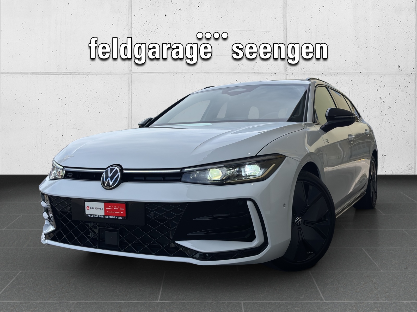 VW New Passat Variant 2.0 TDI R-Line 4 Motion DSG CH-Fahrzeug mit Werksgarantie bis 2028 mit AHK, Leder & Winterräder