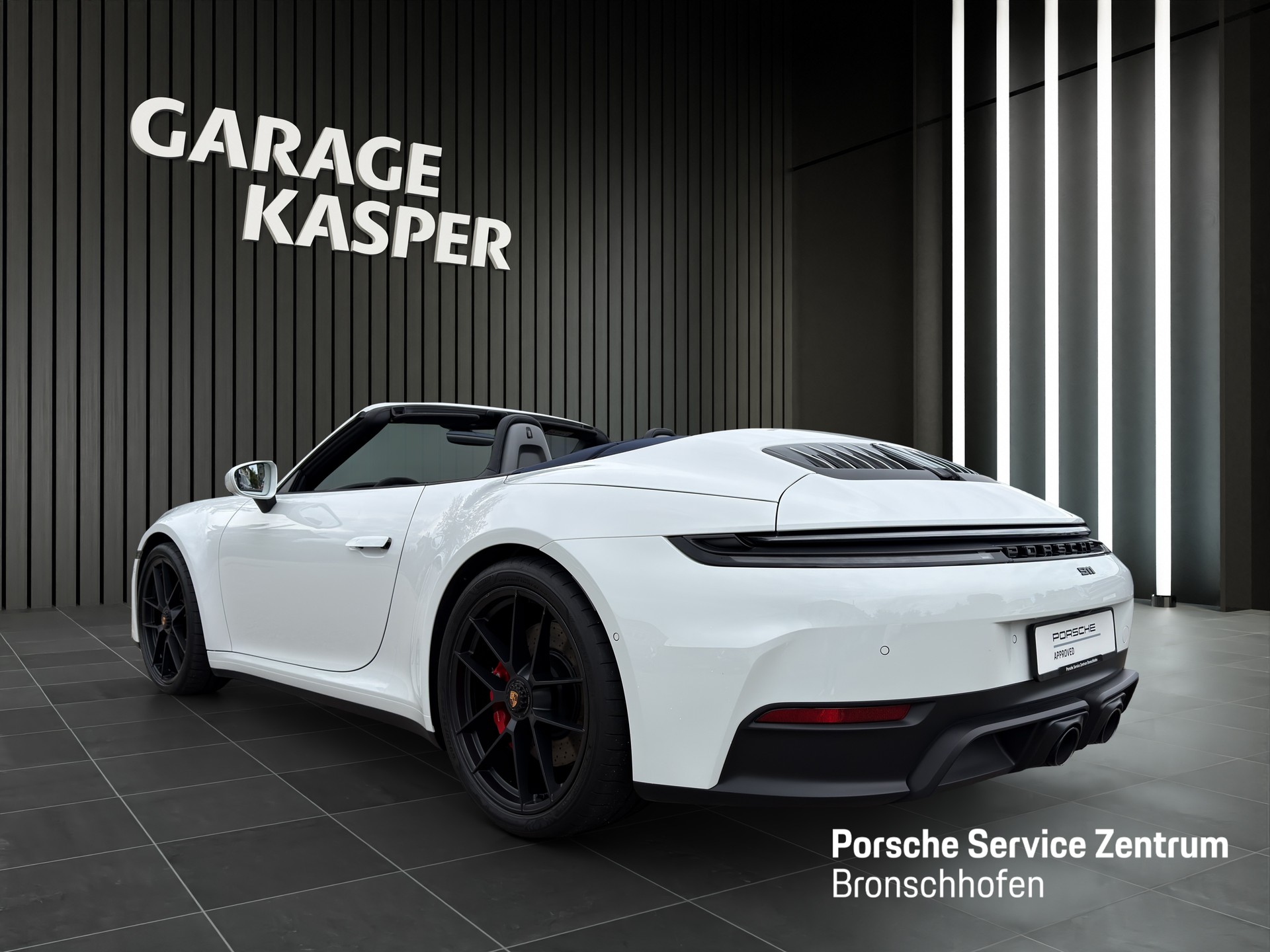 PORSCHE 911 Carrera 4 GTS Cabriolet-showroom-element-2