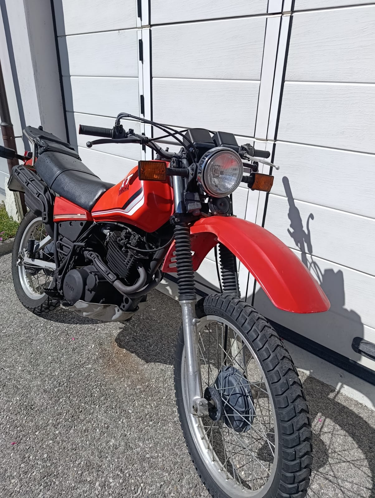 YAMAHA XT 550-image-3