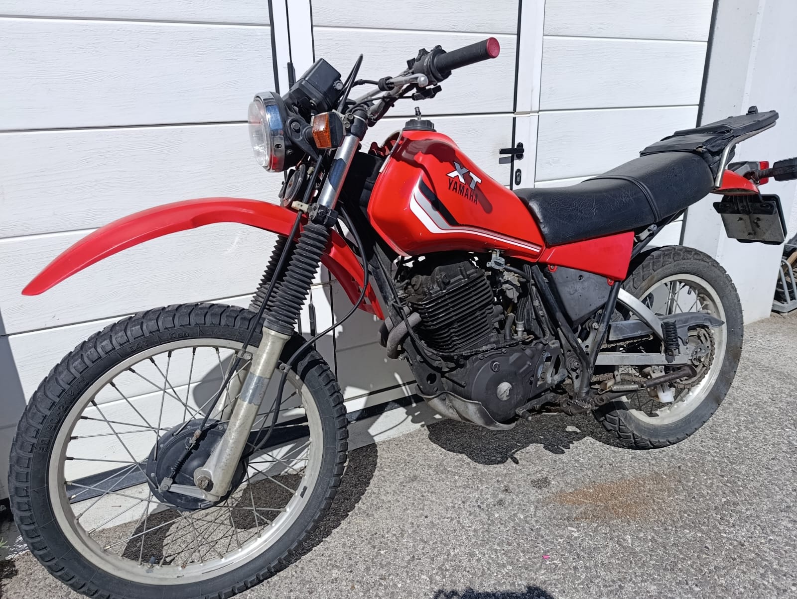 YAMAHA XT 550-image-2