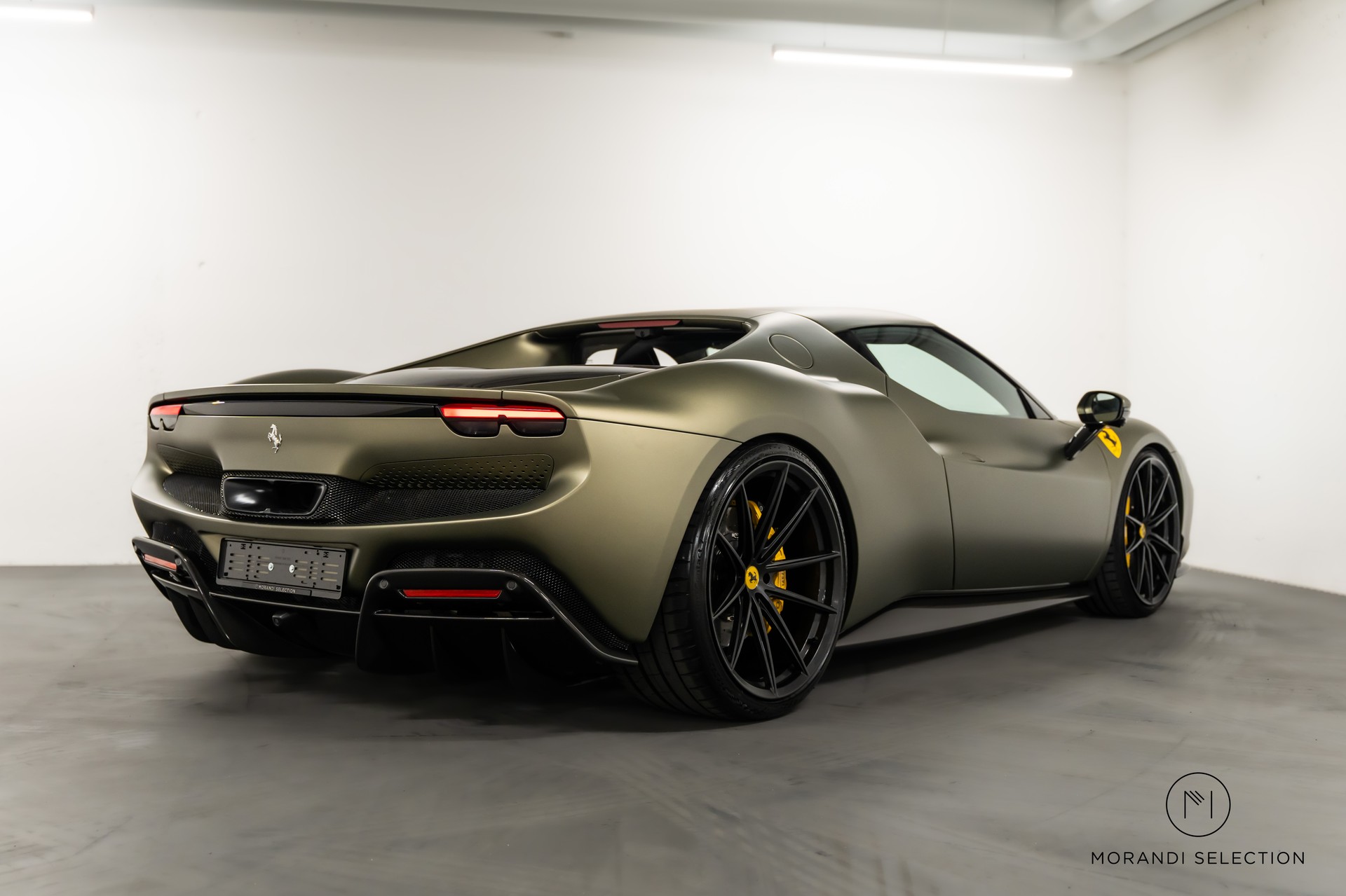 FERRARI 296 GTB 3.0 Turbo-showroom-element-3