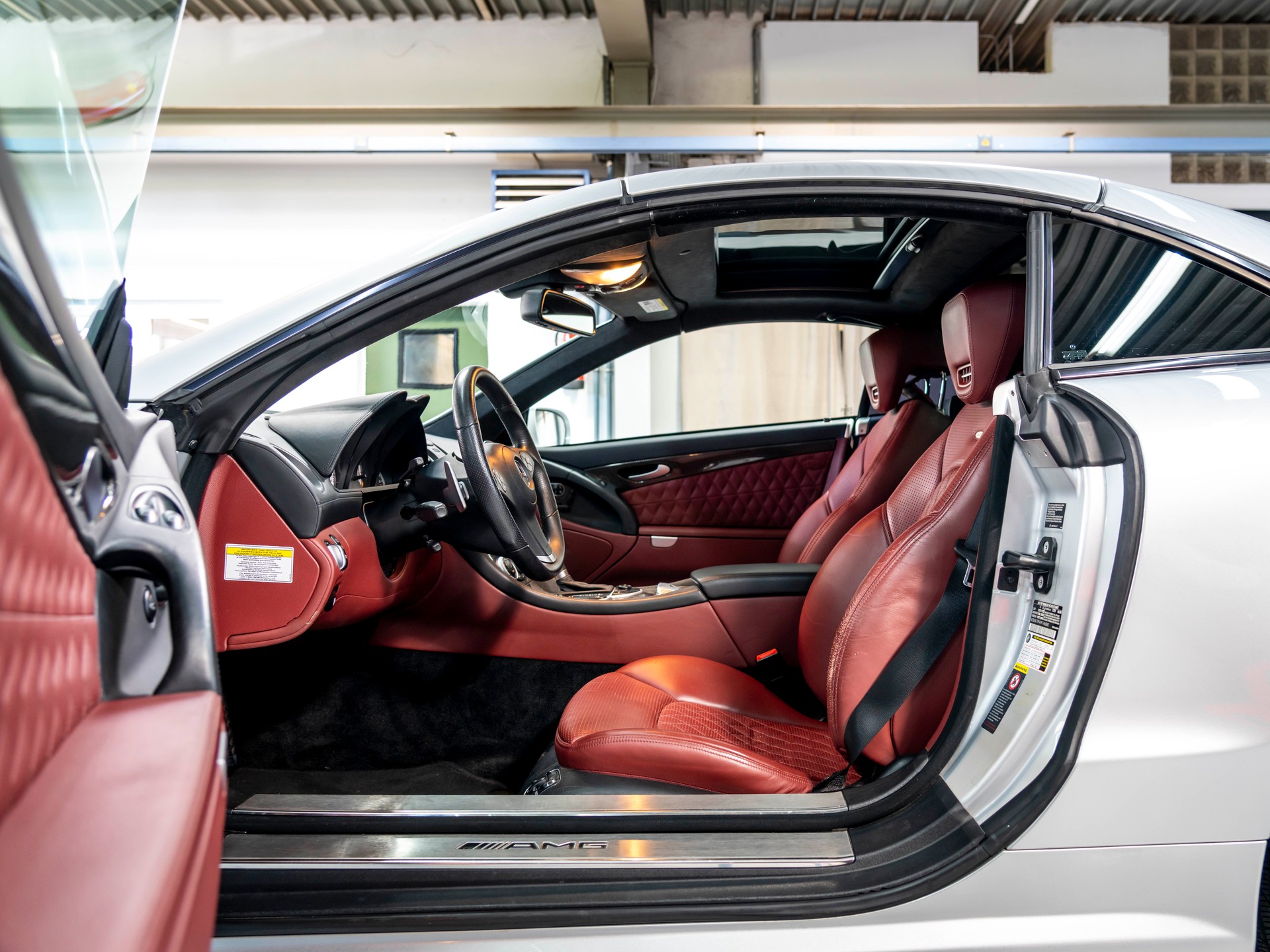MERCEDES-BENZ SL 65 AMG Speedshift-image-22