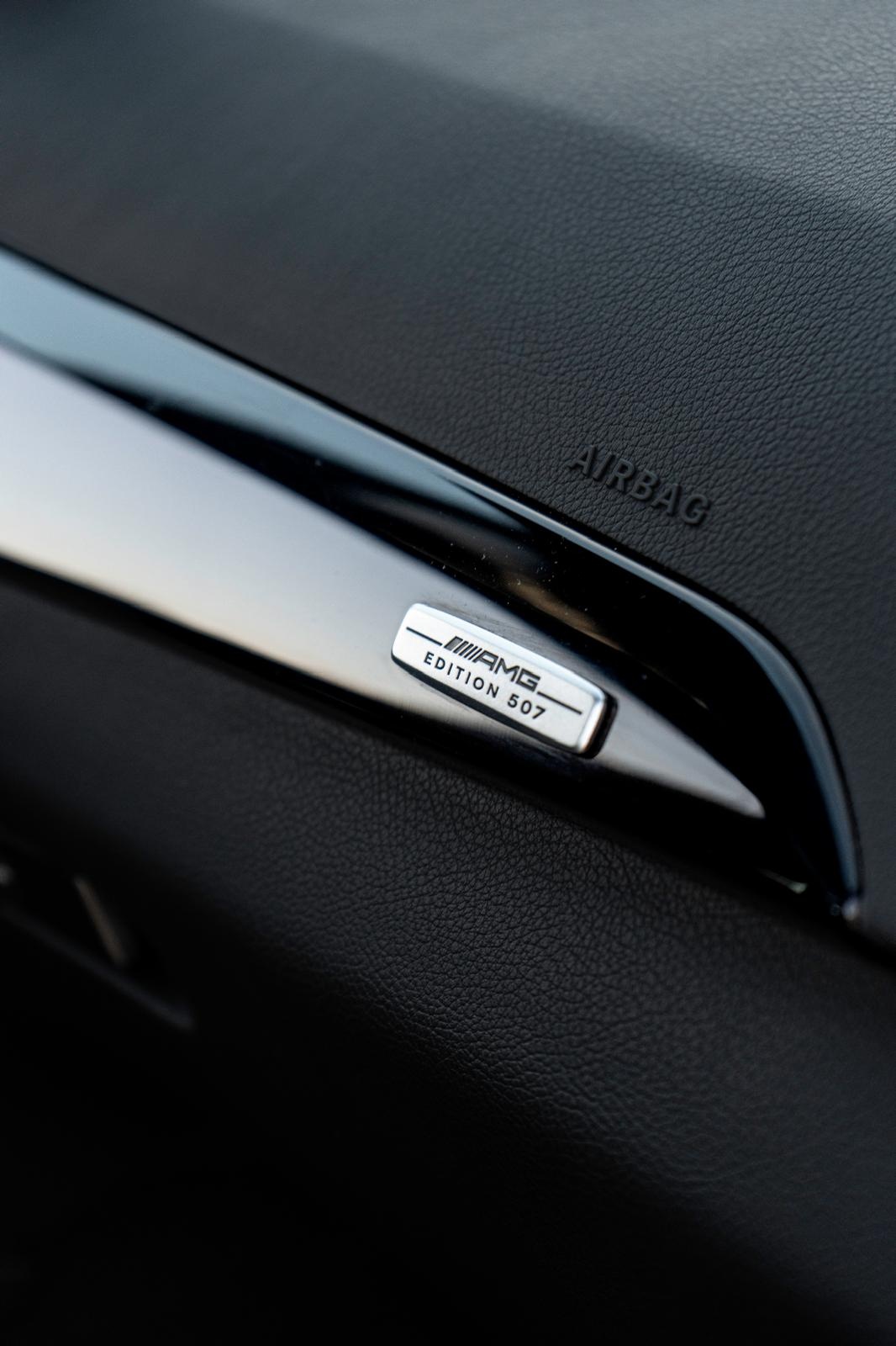 MERCEDES-BENZ C 63 V8 AMG Coupé-image-6