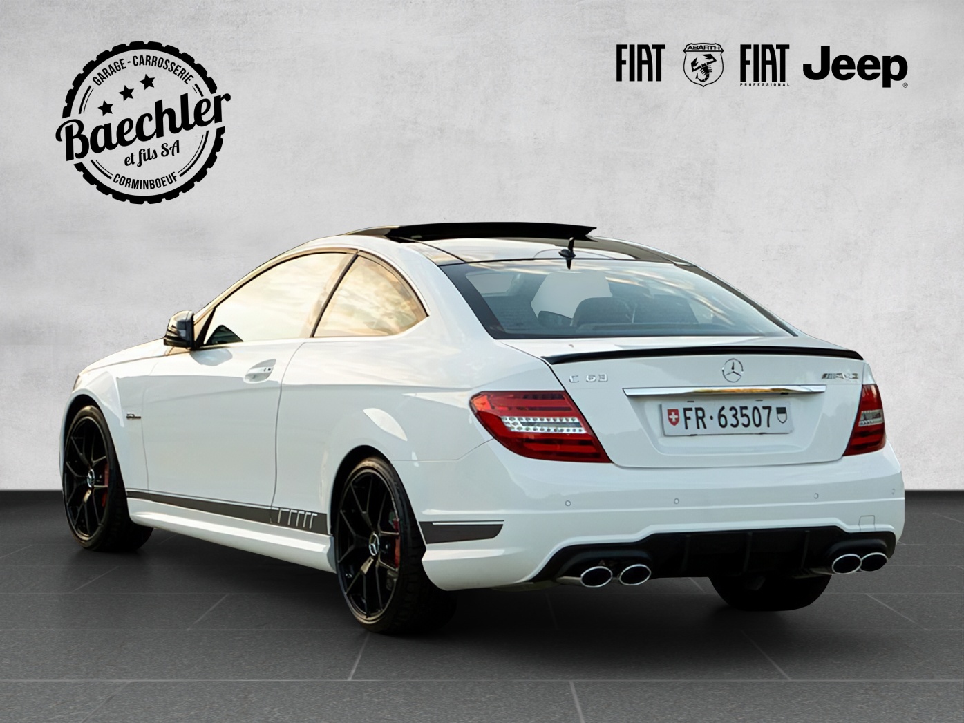 MERCEDES-BENZ C 63 V8 AMG Coupé-showroom-element-2