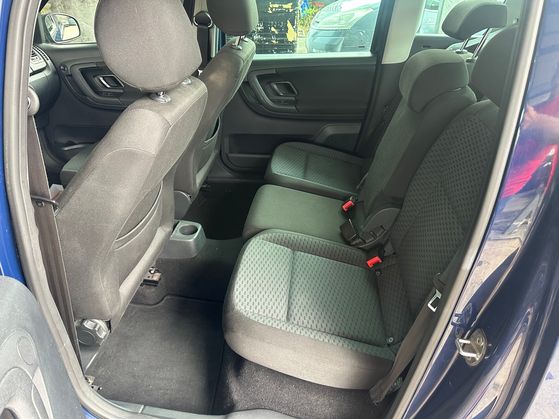 SKODA Roomster 1.6 TDI Magic-image-10