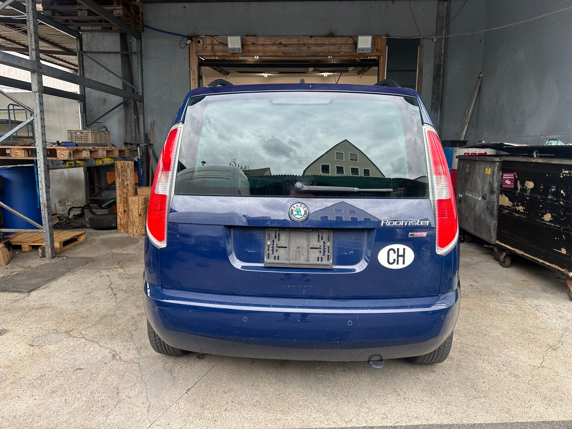 SKODA Roomster 1.6 TDI Magic-image-1