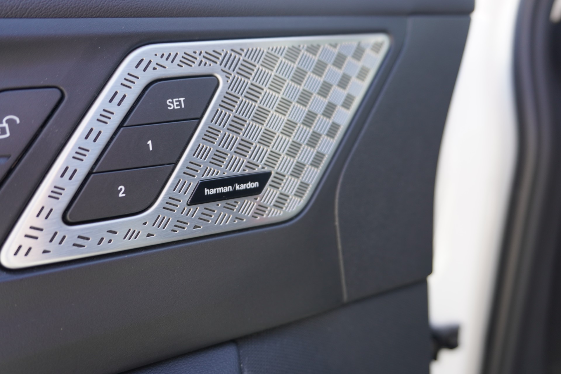 BMW 218d Active Tourer DKG-image-17