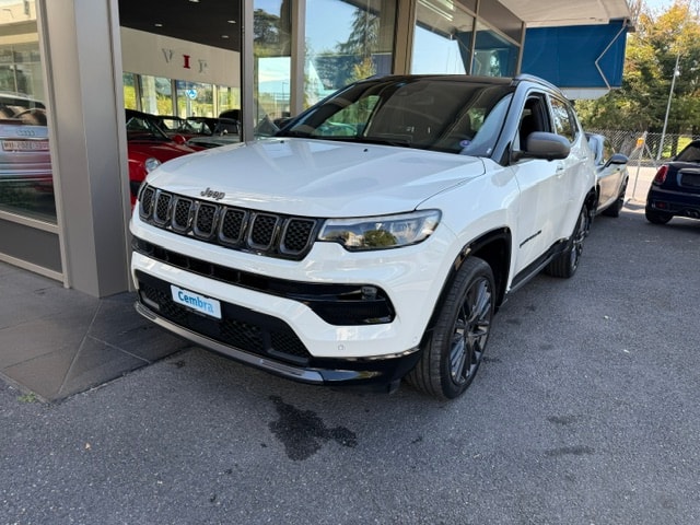 JEEP Compass 4x2 1.3 Turbo Night Eagle DKG-image-3