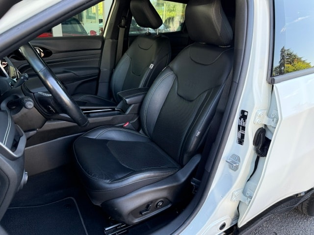 JEEP Compass 4x2 1.3 Turbo Night Eagle DKG-image-8