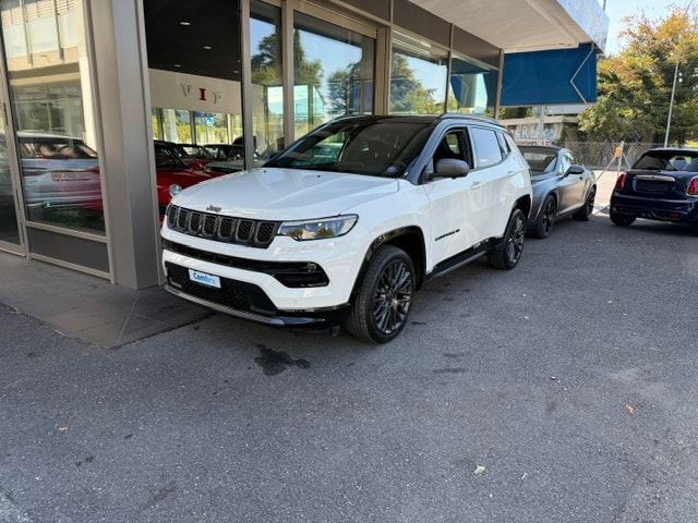 JEEP Compass 4x2 1.3 Turbo Night Eagle DKG-image-1