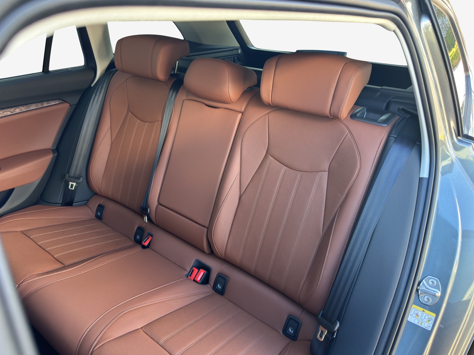 SKODA Superb Combi 2.0 TDi L&K 4x4 DSG-image-11