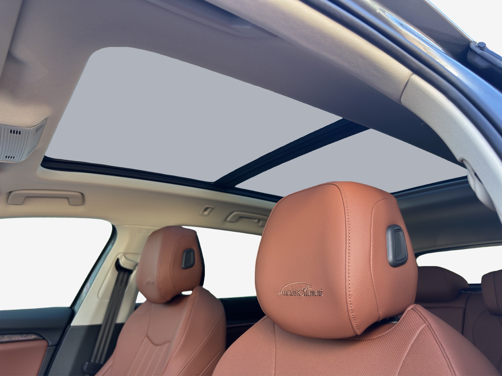 SKODA Superb Combi 2.0 TDi L&K 4x4 DSG-image-15