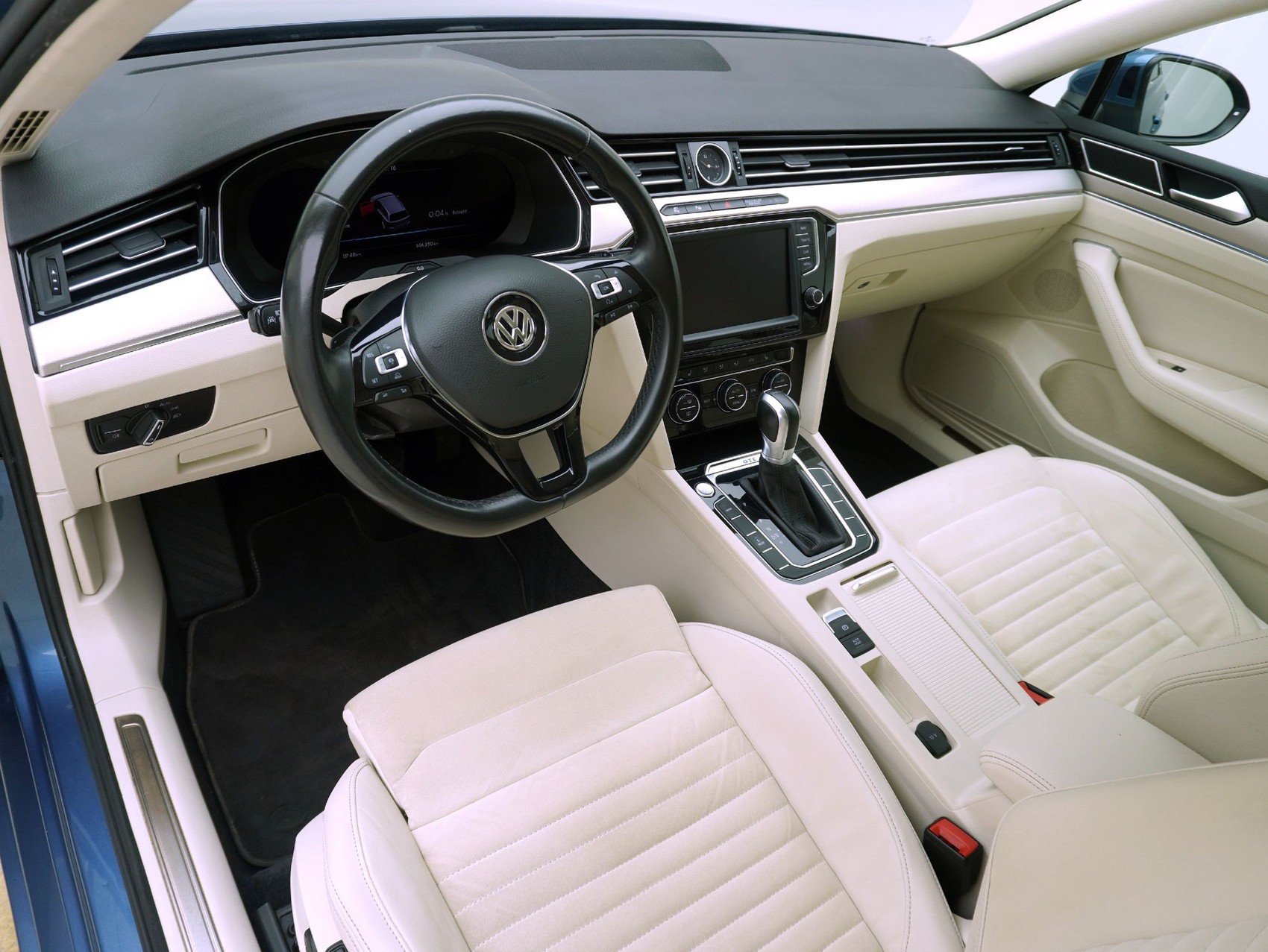 VW Passat Variant 1.4 TSI DSG Plug-In-Hybrid GTE-image-9