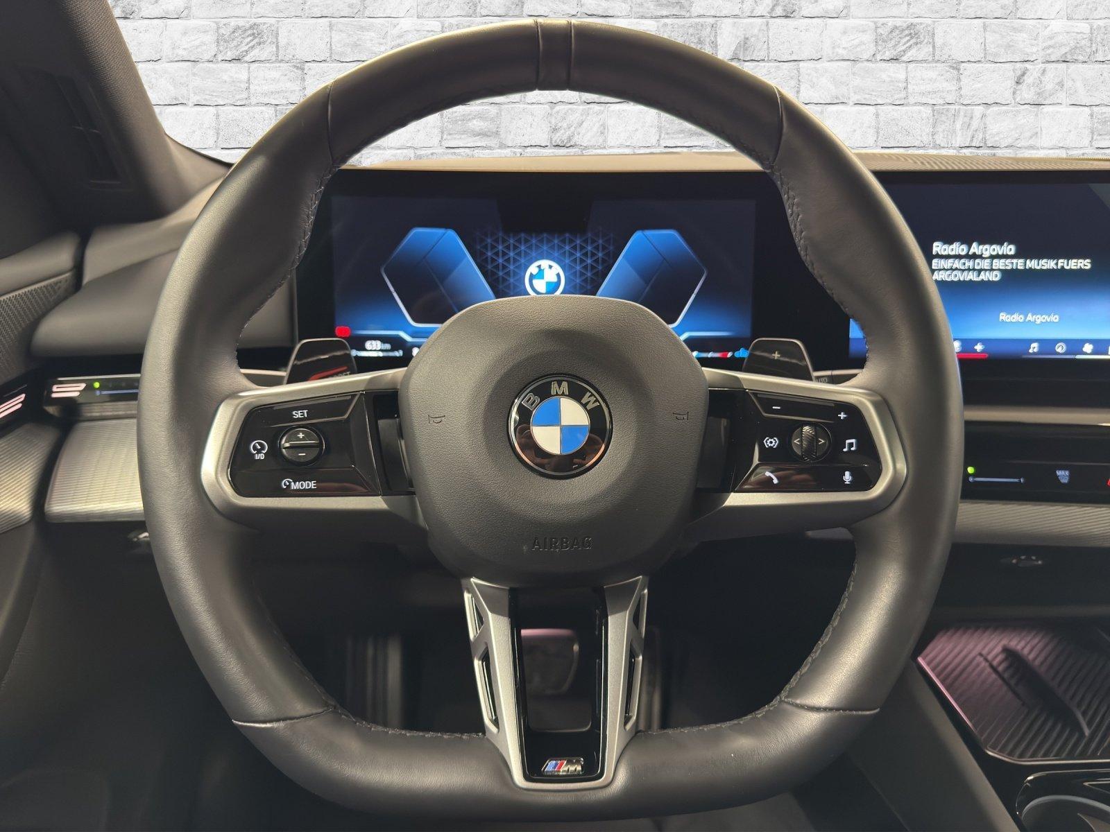 BMW 520d xDrive Touring M Sport PRO-image-12