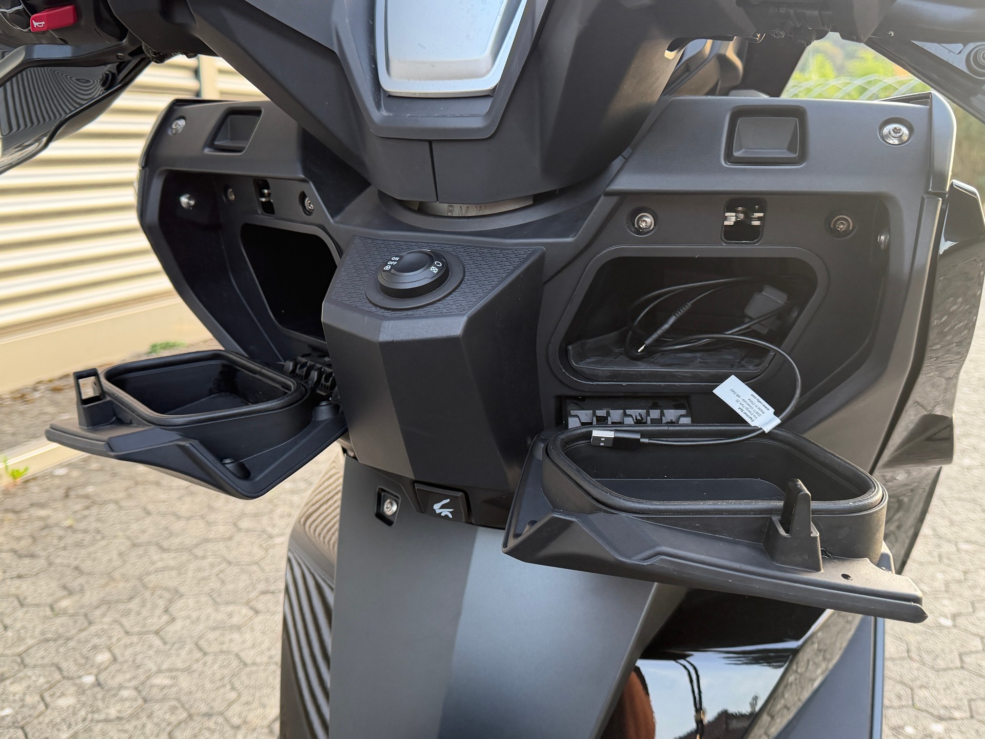BMW C 400 GT ABS-image-7