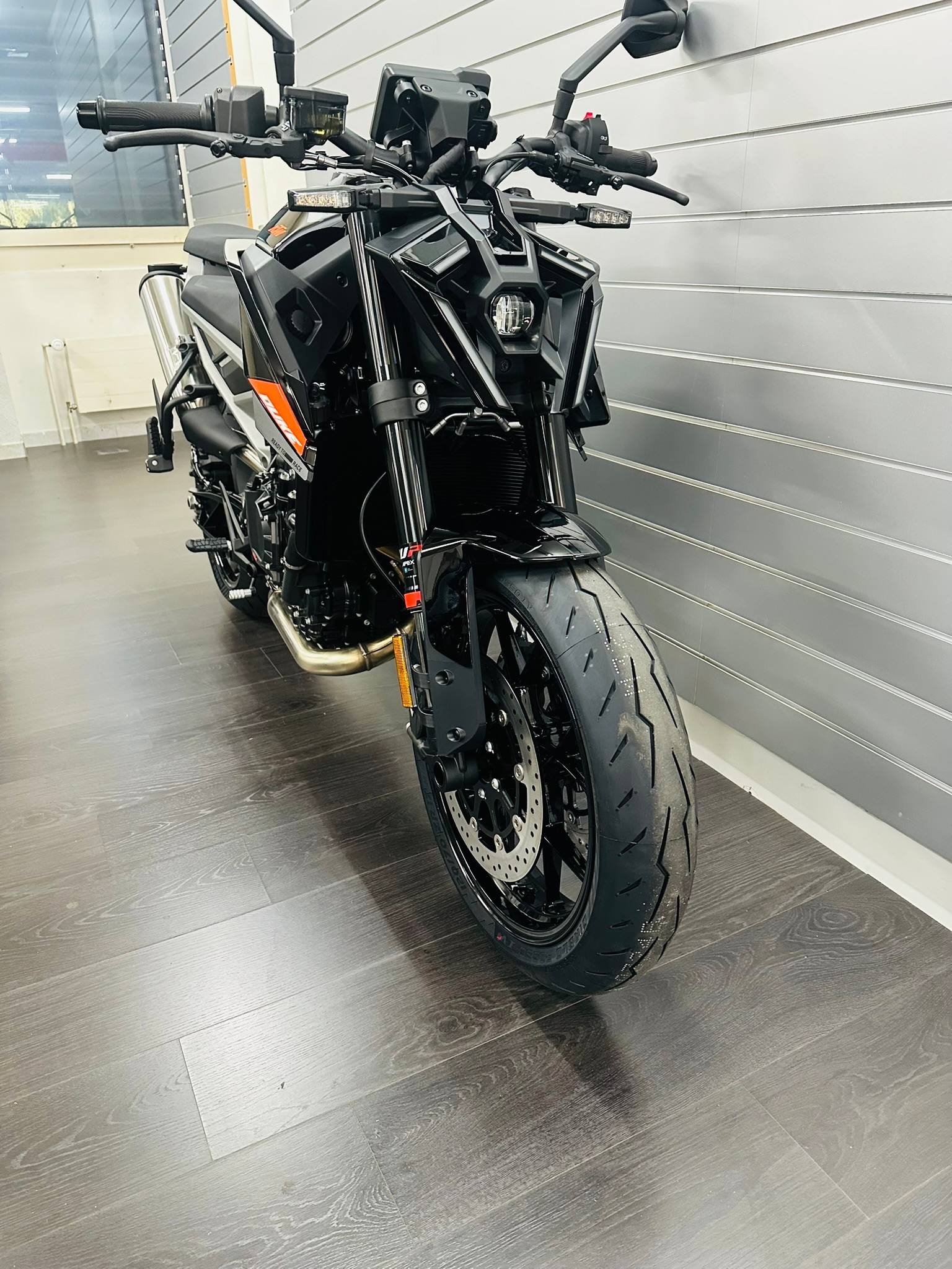 KTM 790 Duke-image-6