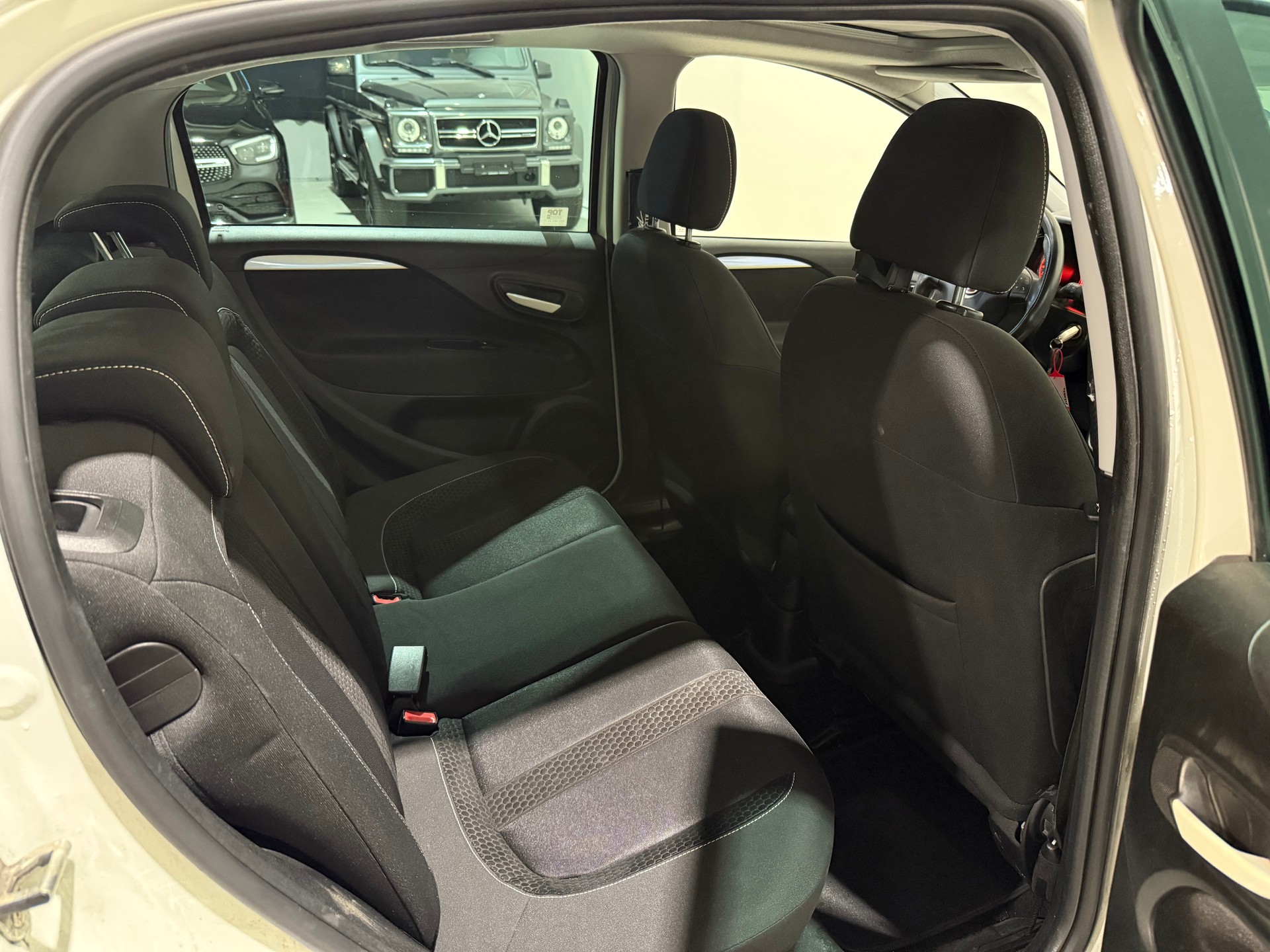 FIAT Punto Evo 1.4 16V Turbo Sport-image-14
