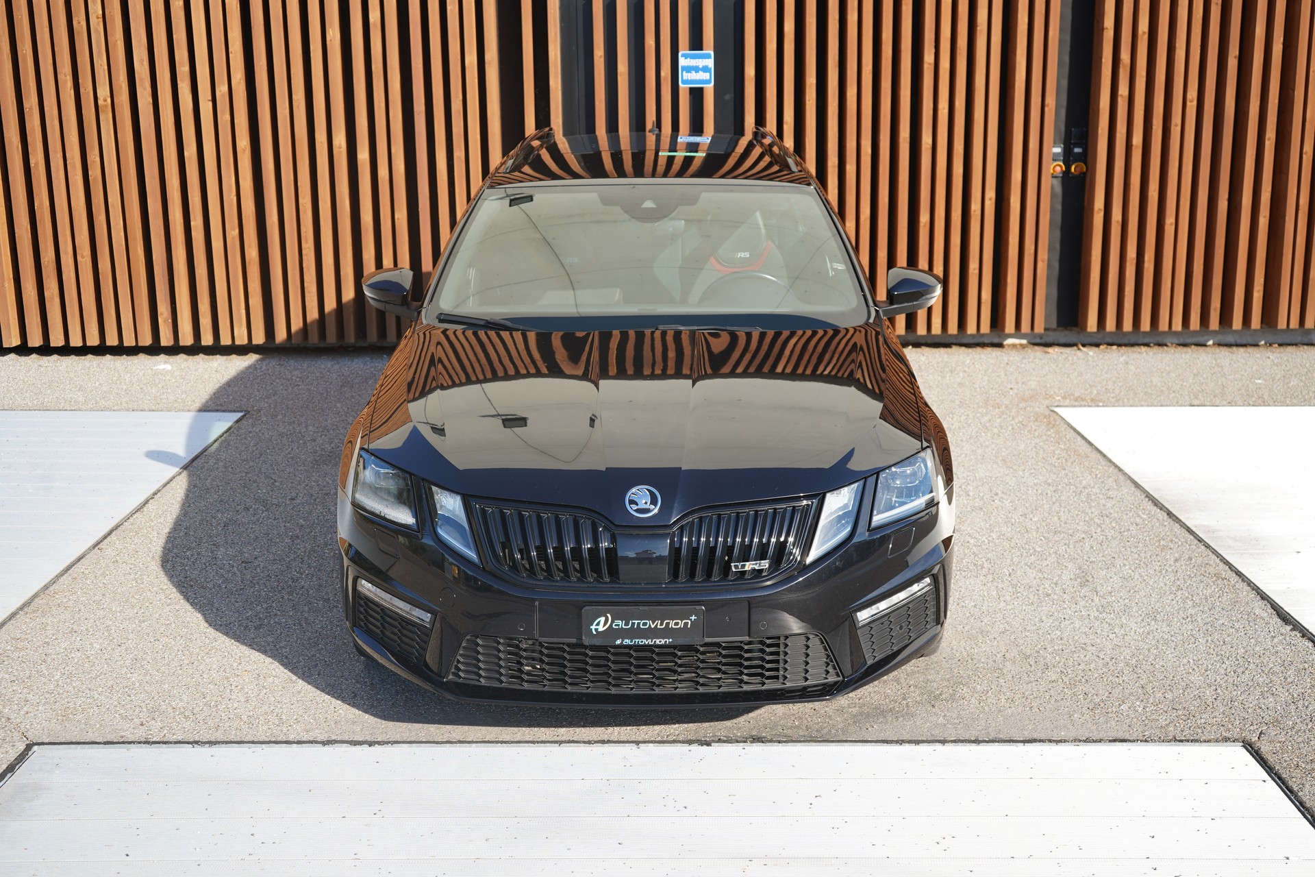 SKODA OCTAVIA COMBI 2.0 TSI RS FINAL EDITION BLACK DSG l 290 PS-image-10