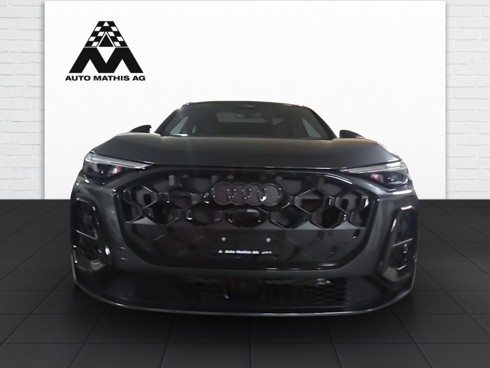 AUDI Q5 e-hybrid quattro 220 kW S-tronic-showroom-element-1