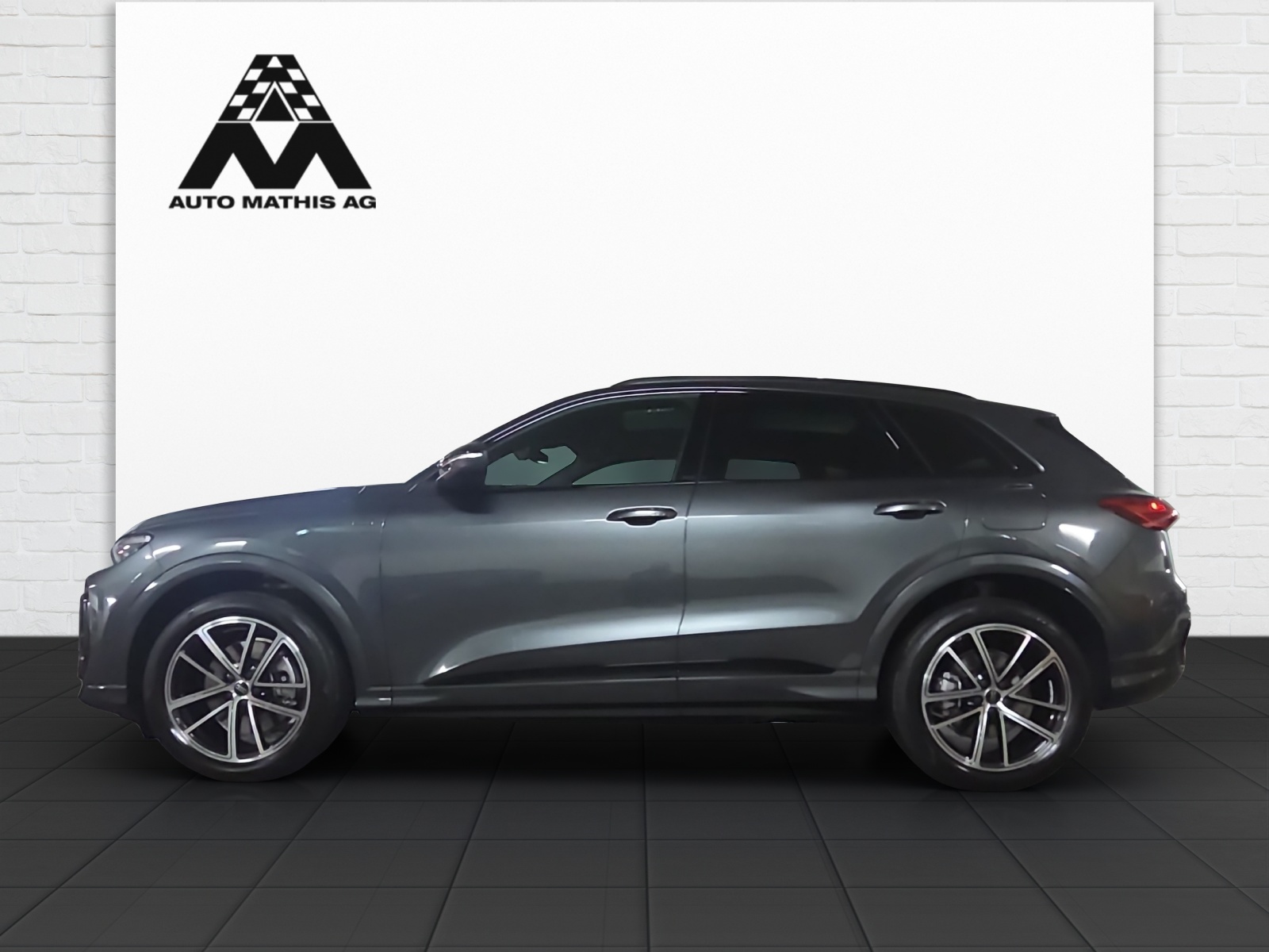 AUDI Q5 e-hybrid quattro 220 kW S-tronic-showroom-element-2