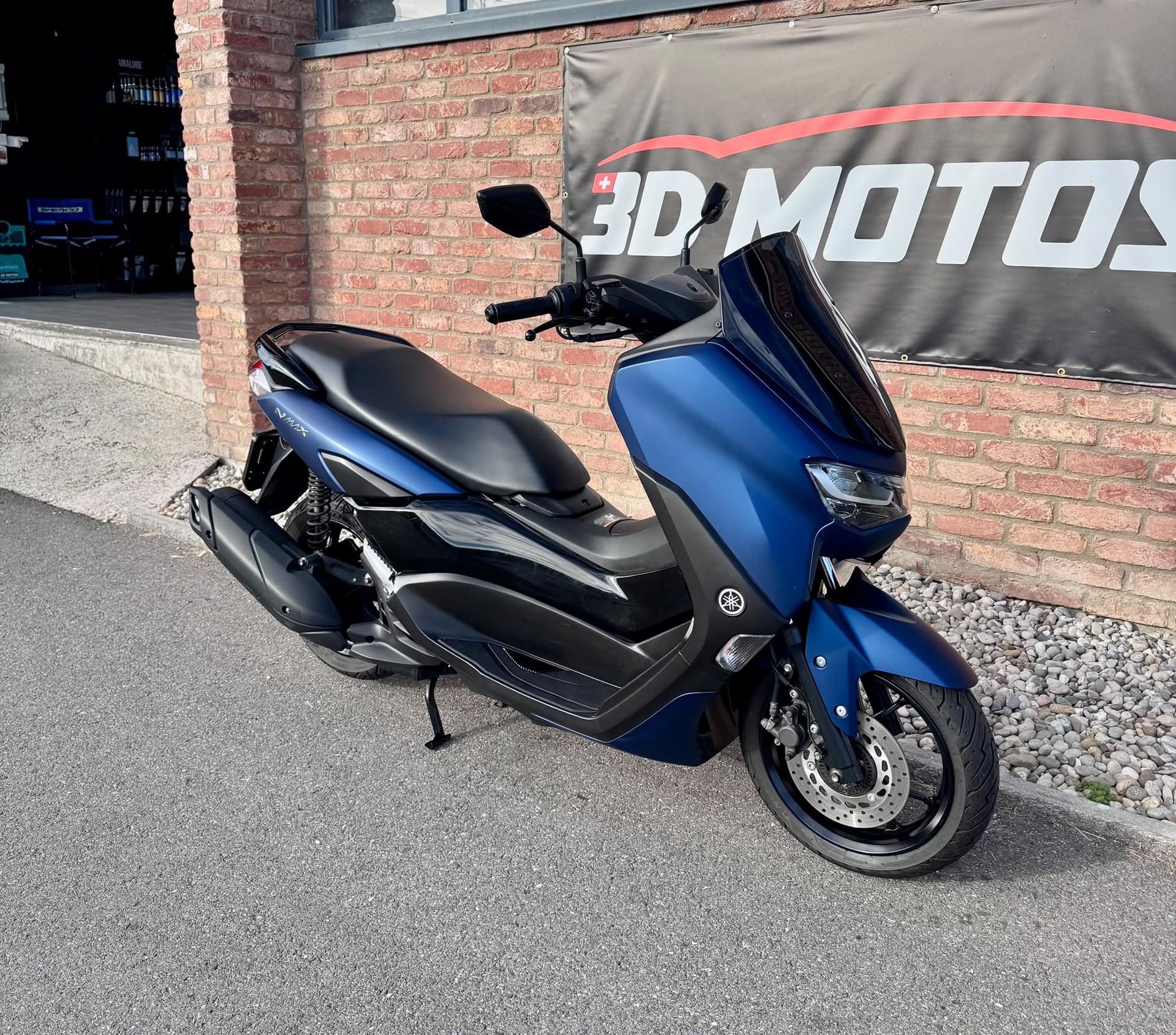 YAMAHA N-Max GPD 125-image-2
