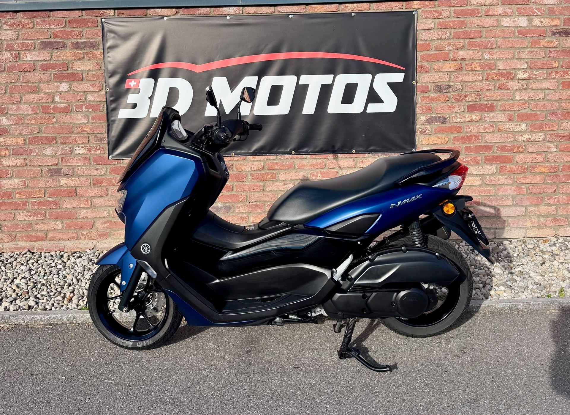 YAMAHA N-Max GPD 125-image-1