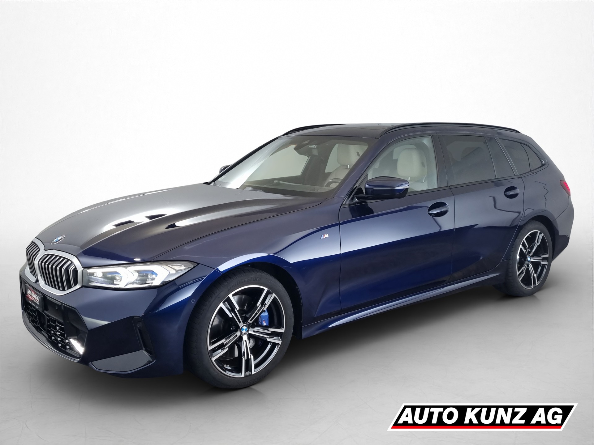 BMW 330i xDrive Touring M-Sport