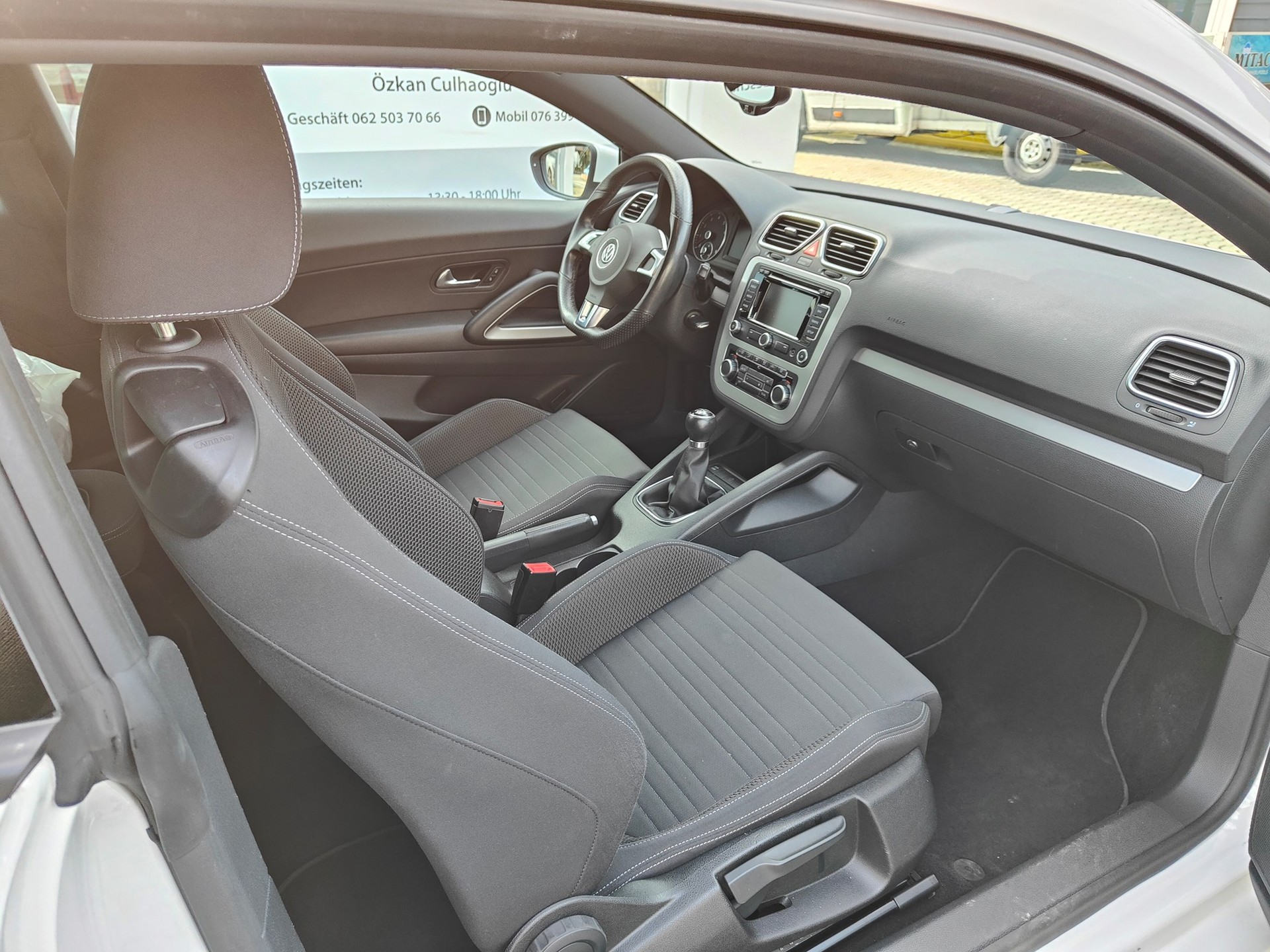 VW Scirocco 2.0 TSI-image-10