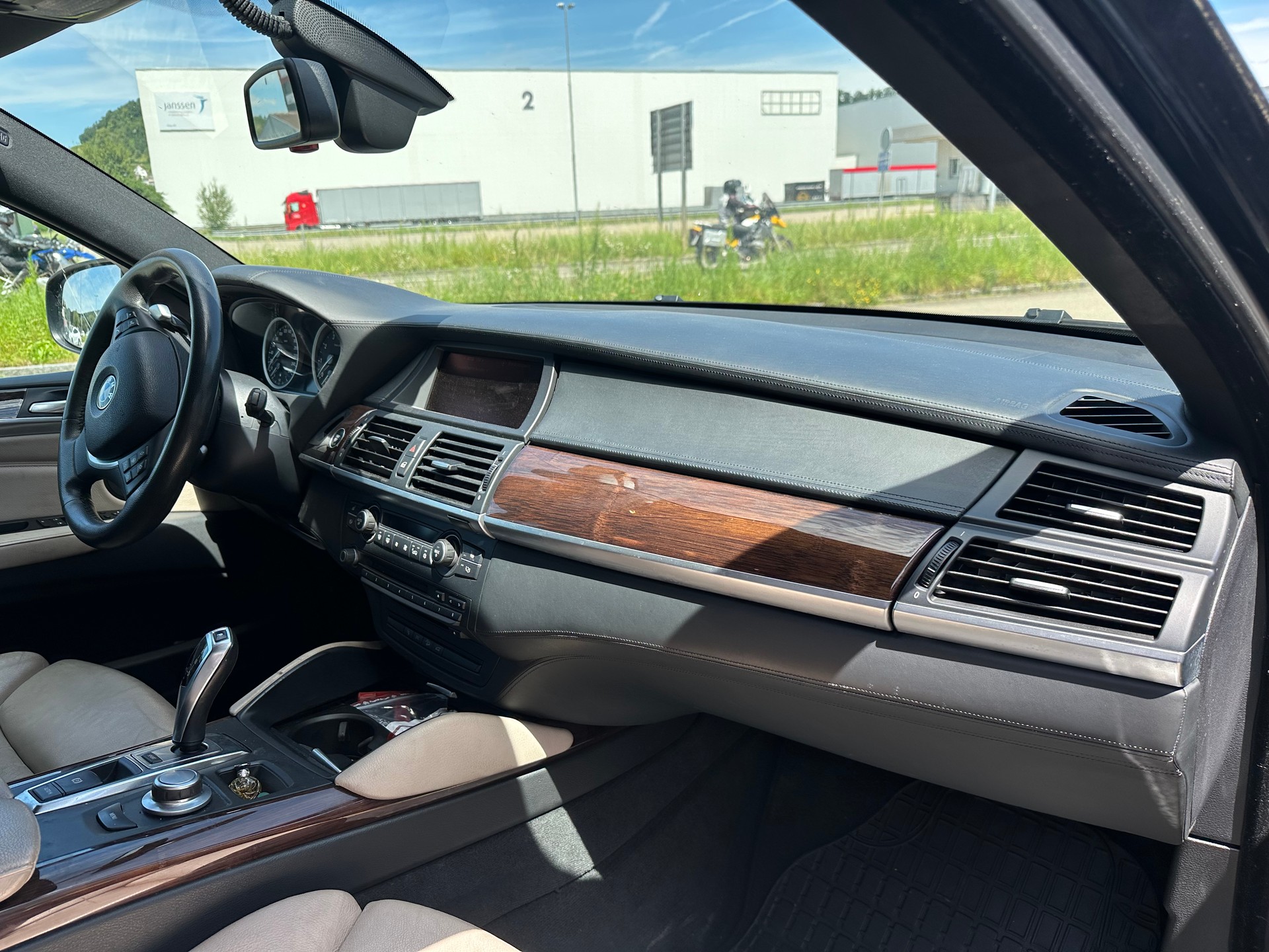 BMW X6 xDrive 35i Steptronic-image-8