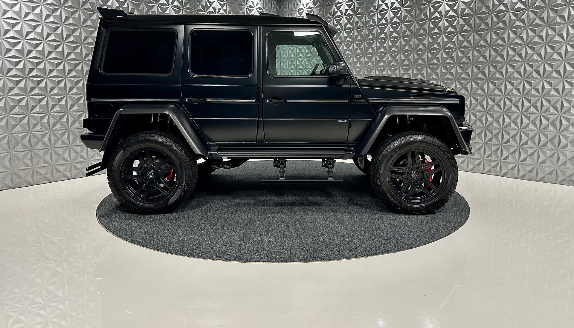 MERCEDES-BENZ G 500 4x4² BRABUS 7G-Tronic-image-4