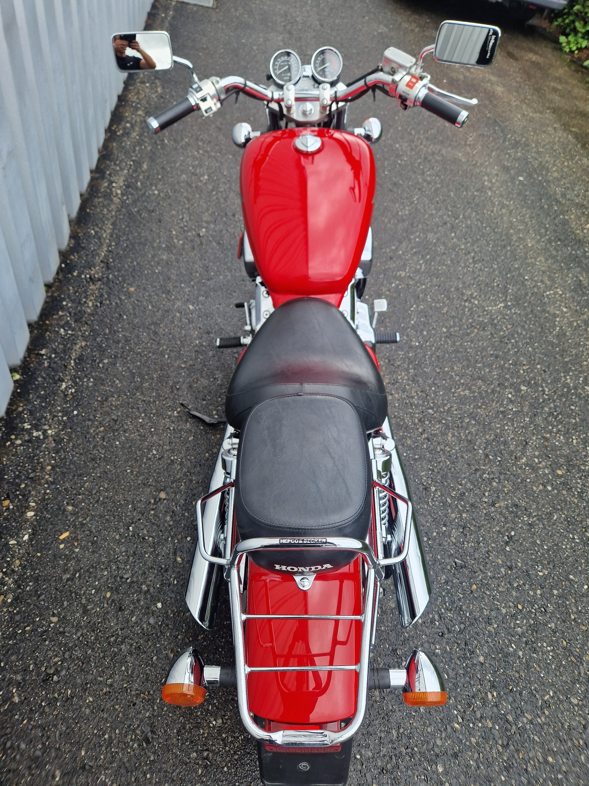 HONDA VF 750 C Magna-image-5