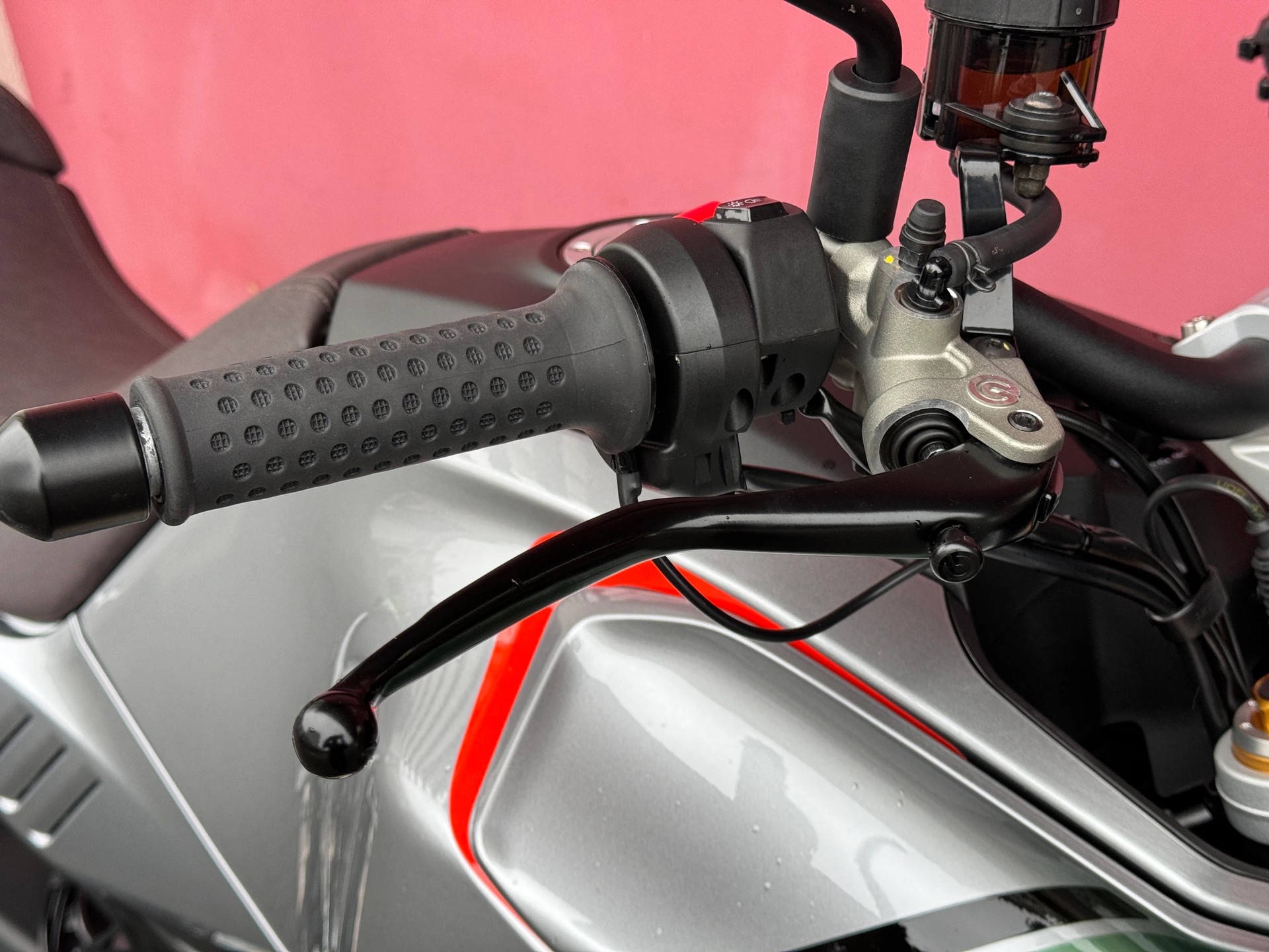 MOTO GUZZI V100 Mandello S-image-2